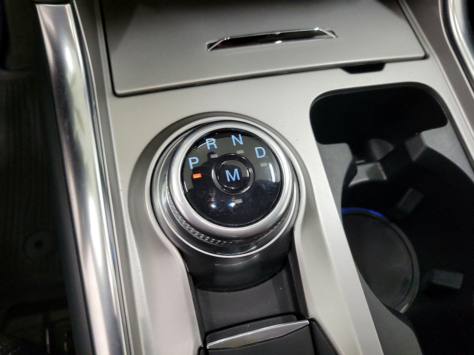 Thumbnail: 2020 Ford Explorer - 18