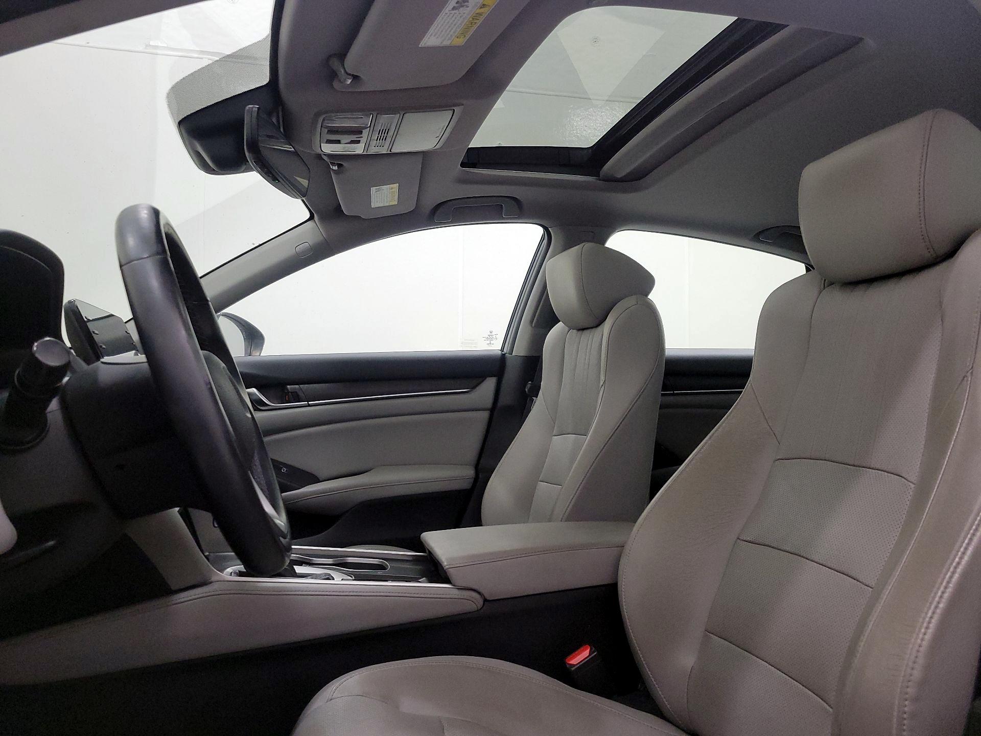 Thumbnail: 2018 Honda Accord - 19
