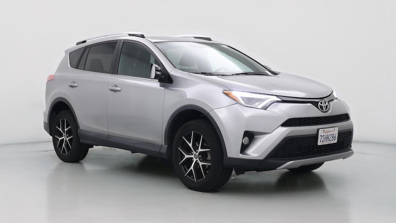 2016 Toyota RAV4 SE Hero Image