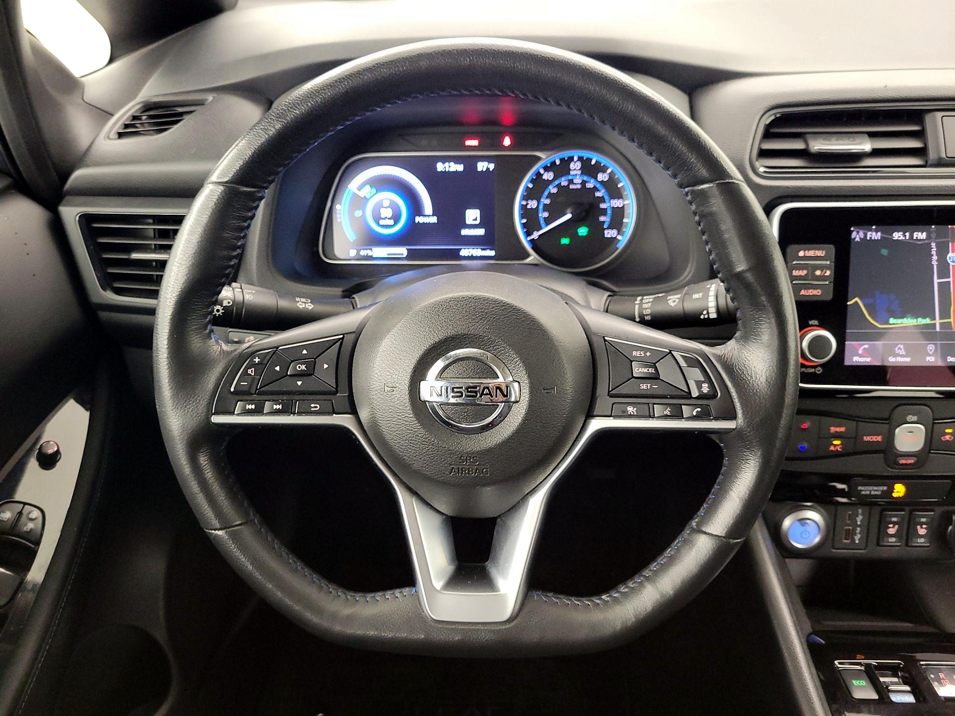 Thumbnail: 2021 Nissan Leaf - 10
