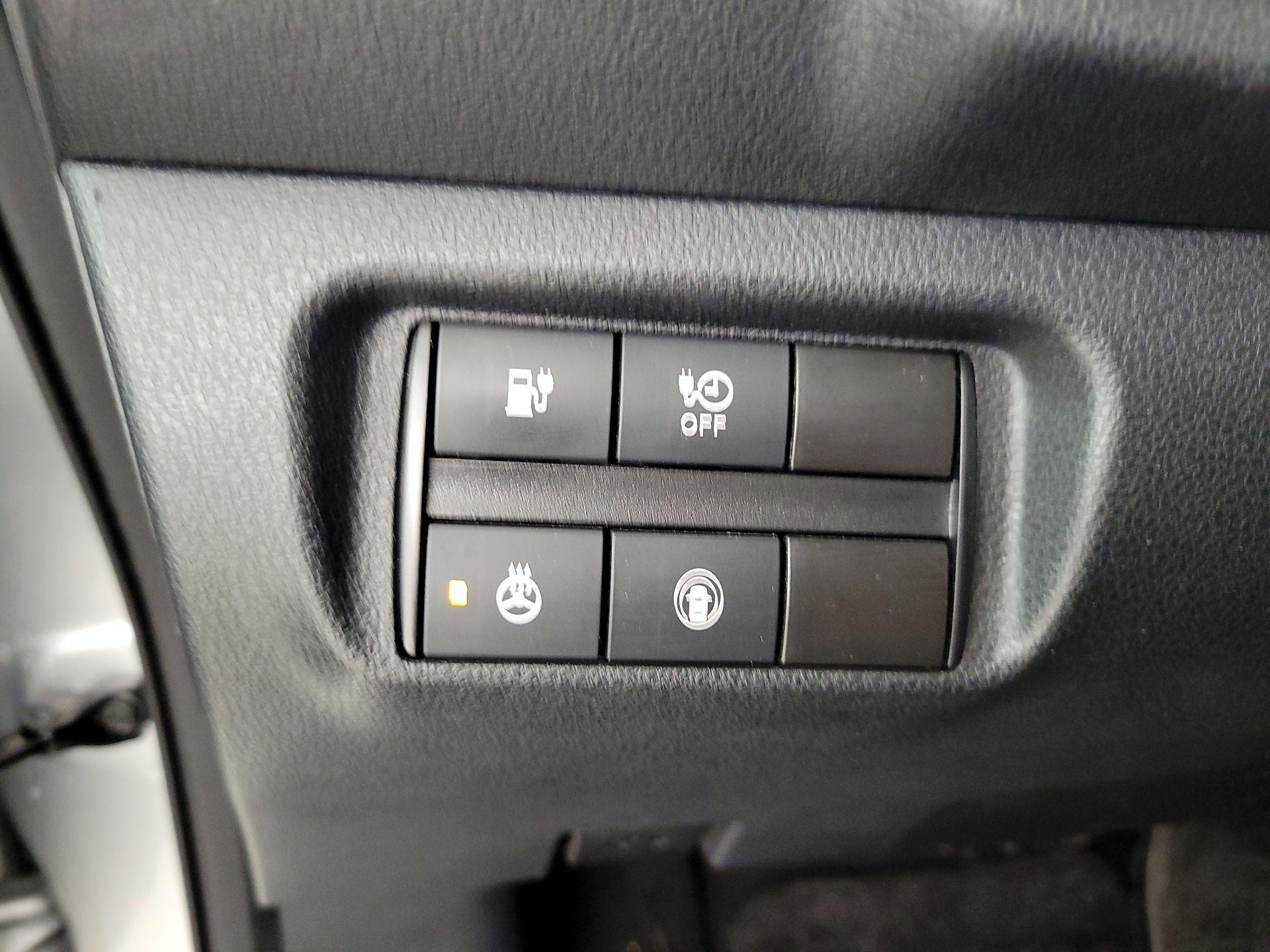 Thumbnail: 2021 Nissan Leaf - 13