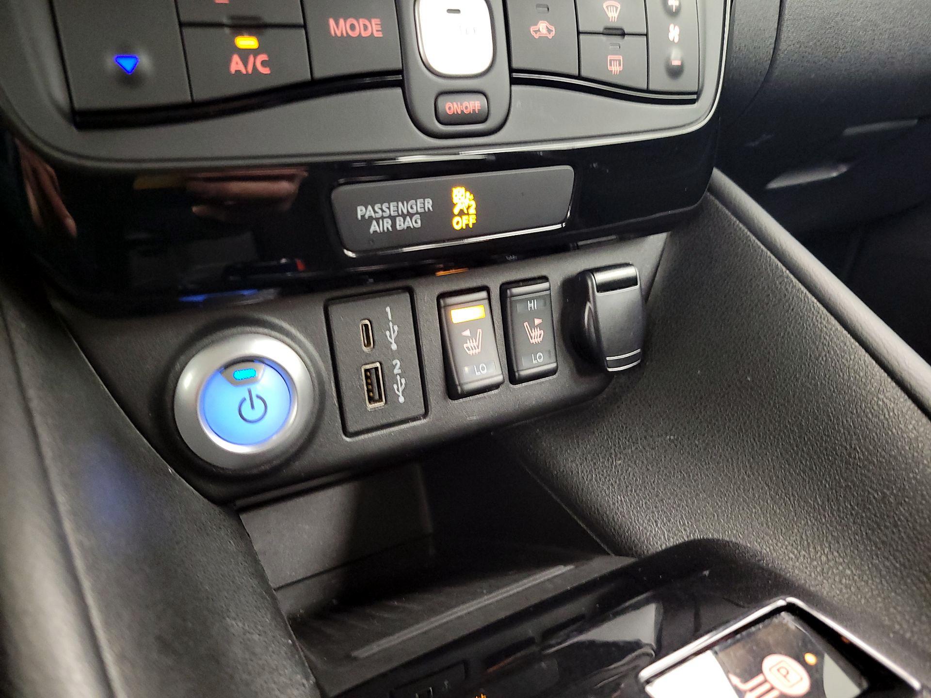 Thumbnail: 2021 Nissan Leaf - 19