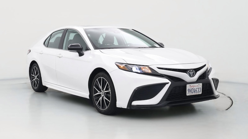 2023 Toyota Camry SE Hero Image