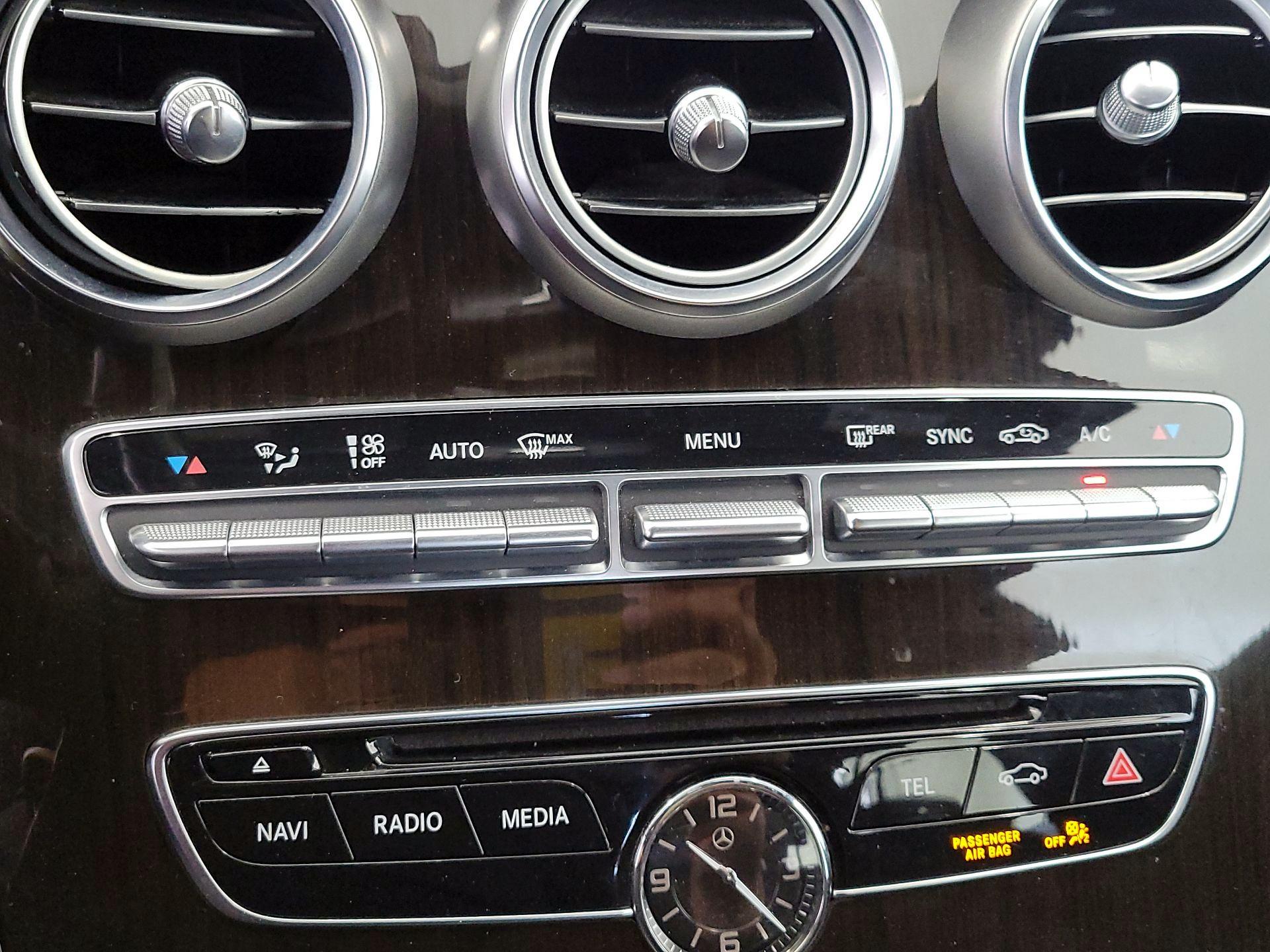 Thumbnail: 2018 Mercedes-Benz C-Class - 14