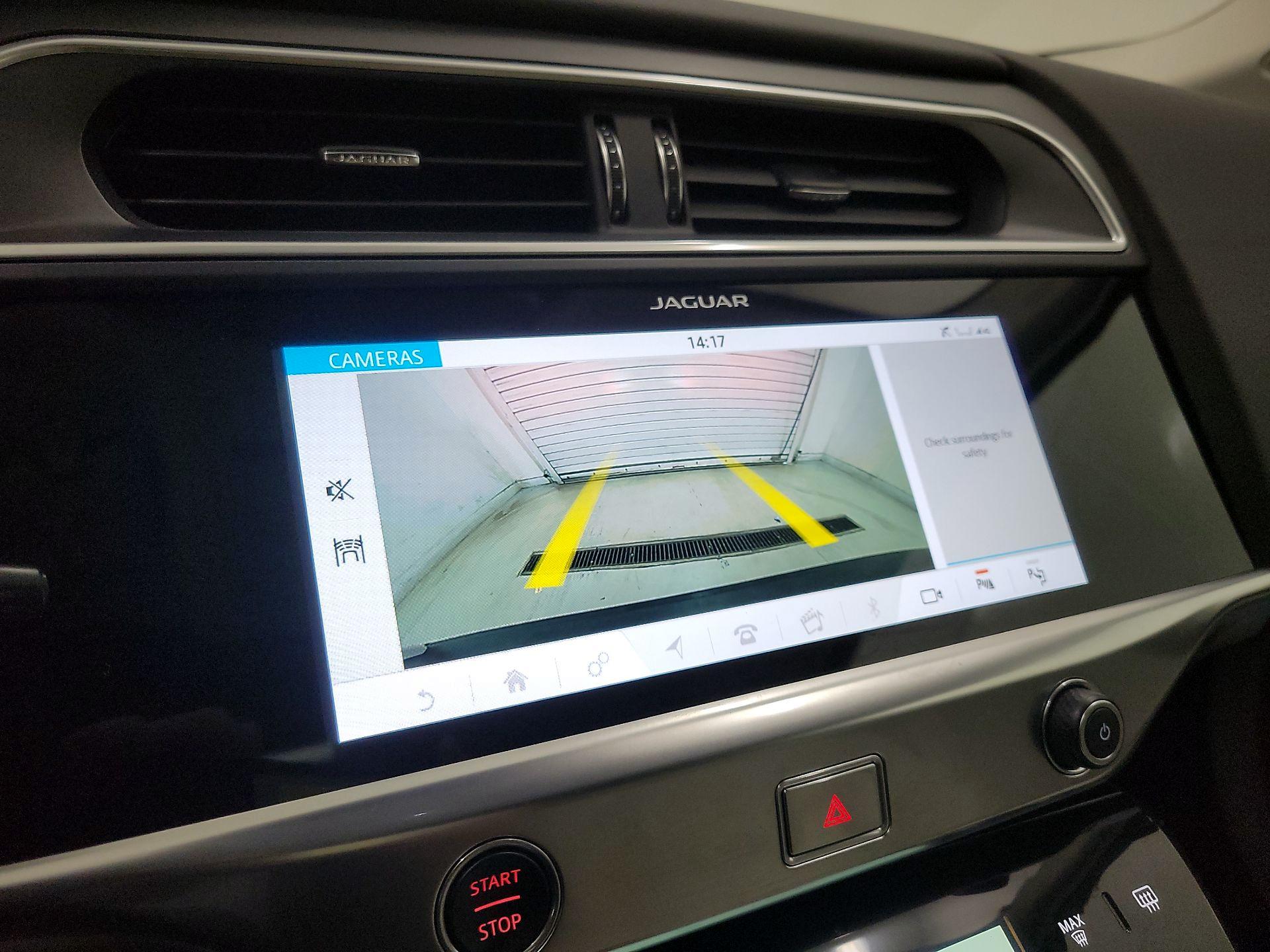 Thumbnail: 2020 Jaguar I-Pace - 15