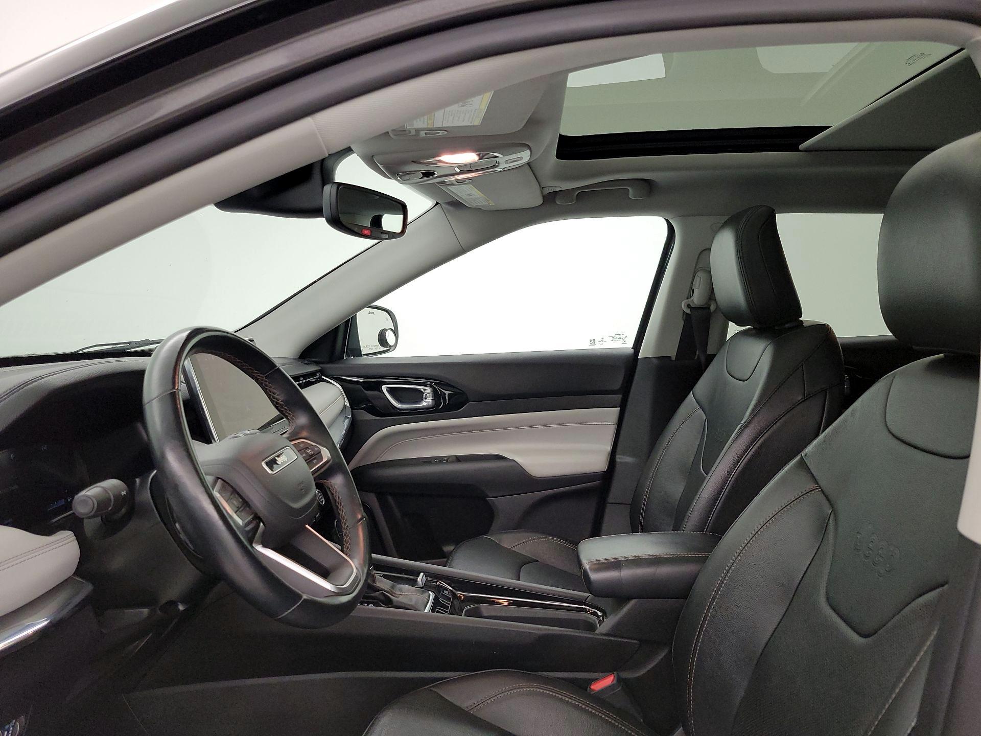 Thumbnail: 2022 Jeep Compass - 20