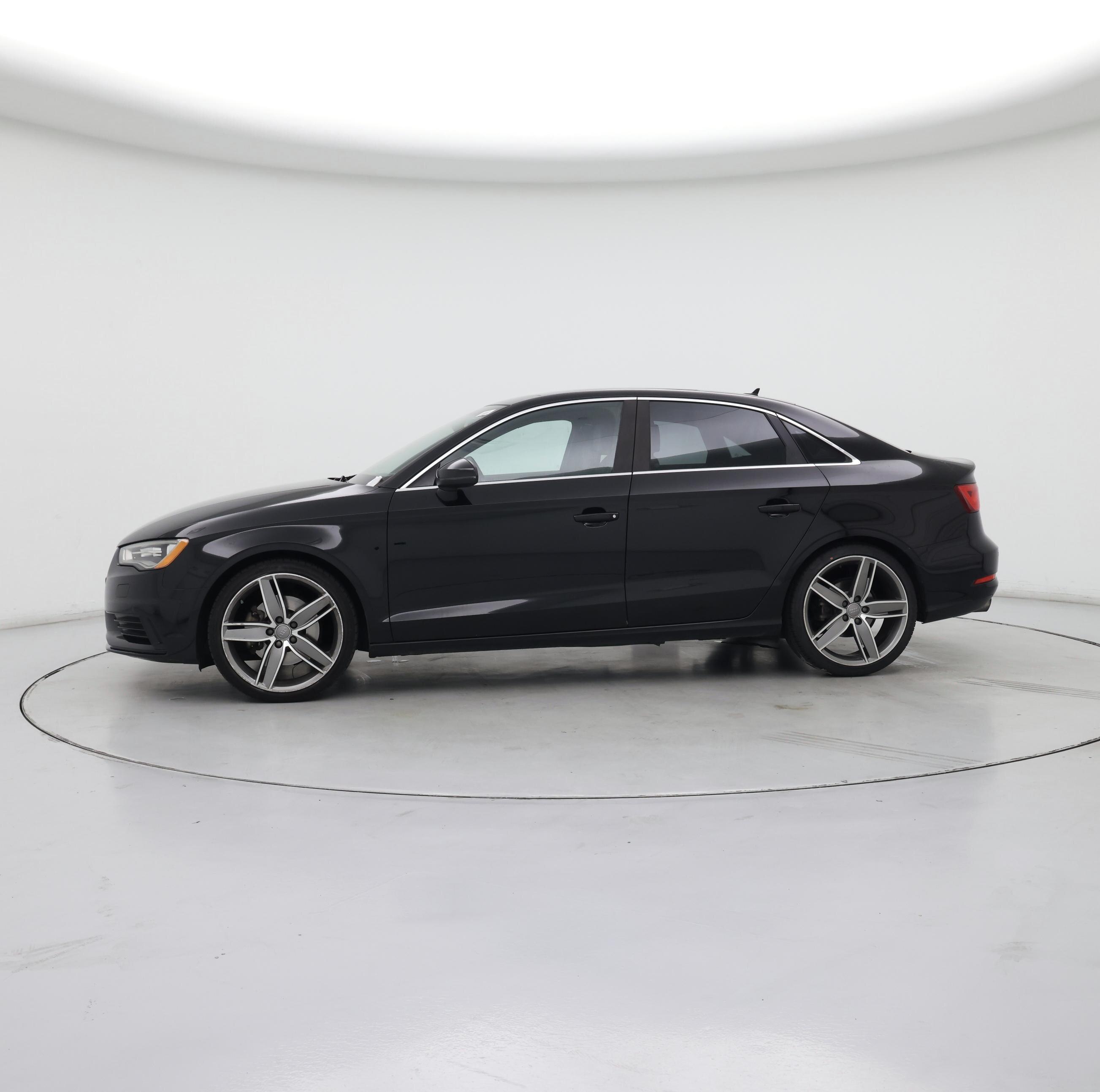 Thumbnail: 2016 Audi A3 - 3