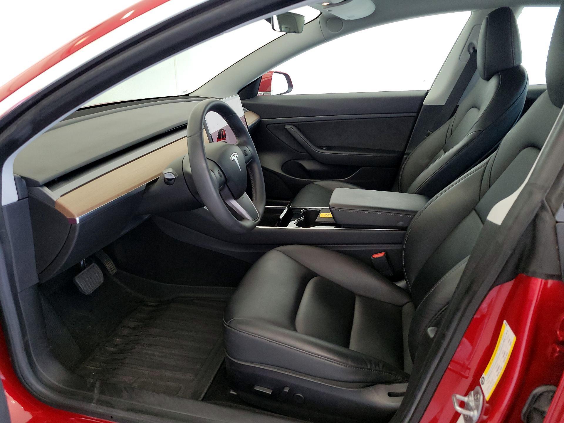 Thumbnail: 2020 Tesla Model 3 - 11