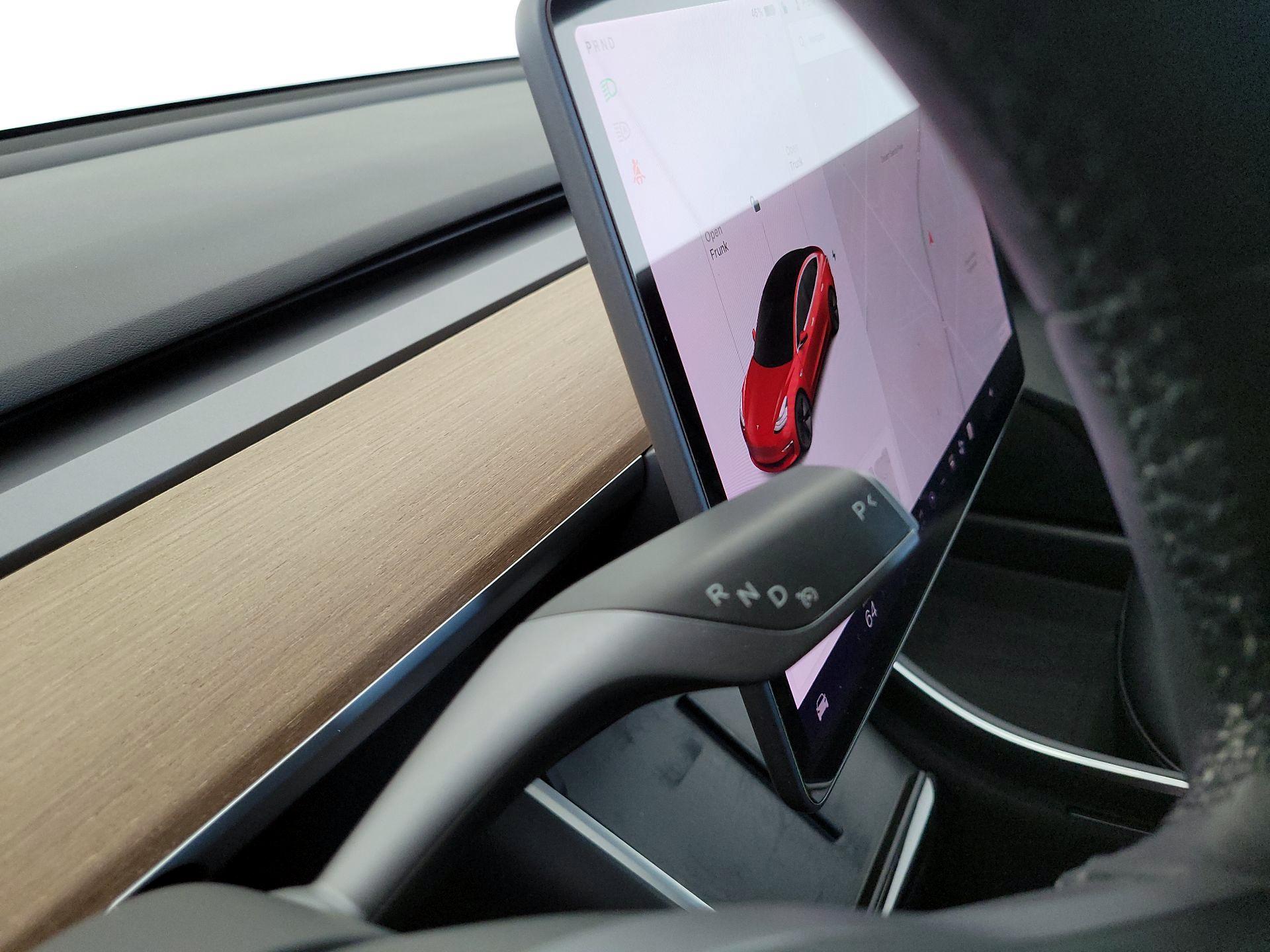 Thumbnail: 2020 Tesla Model 3 - 17