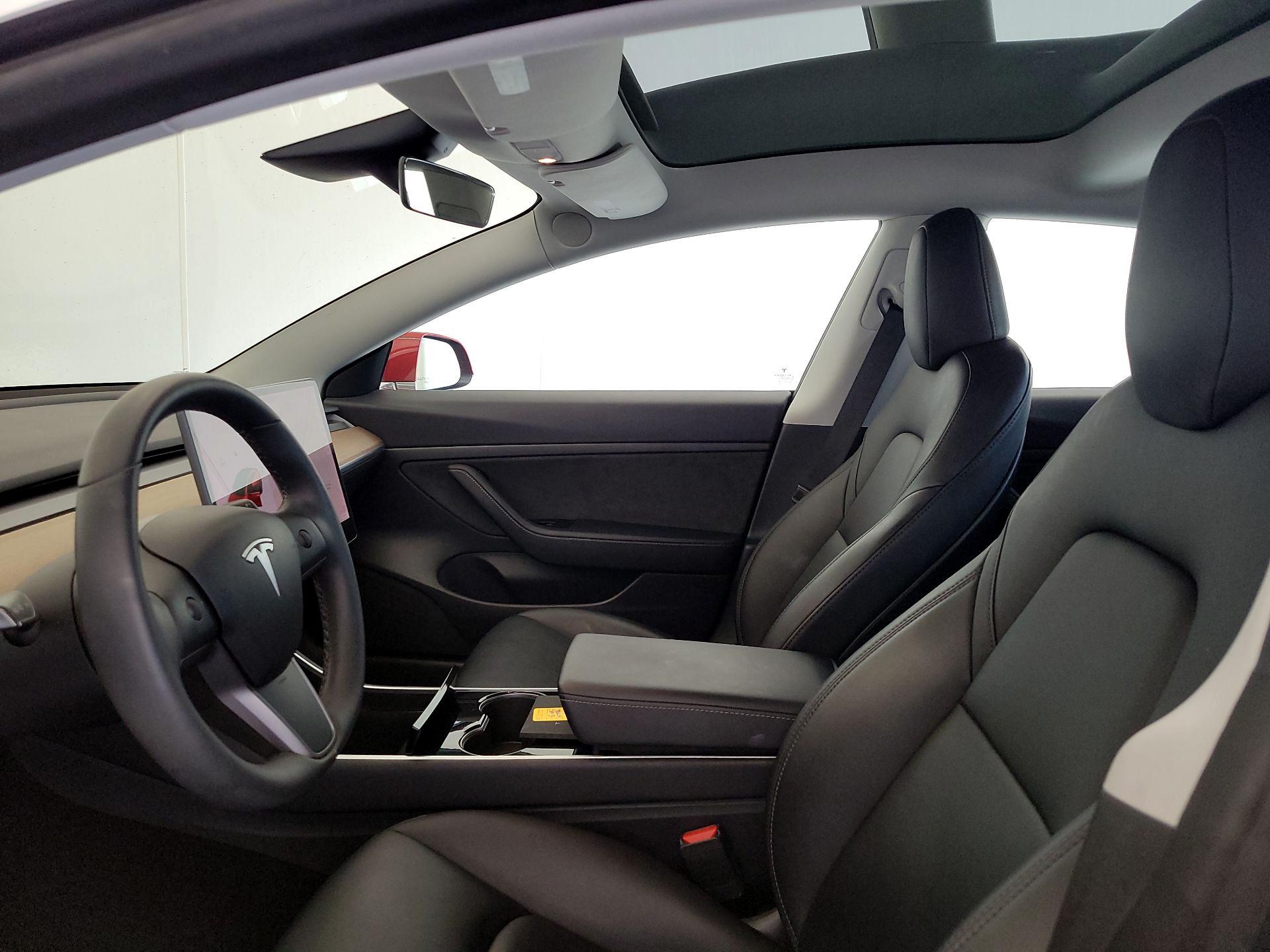 Thumbnail: 2020 Tesla Model 3 - 19