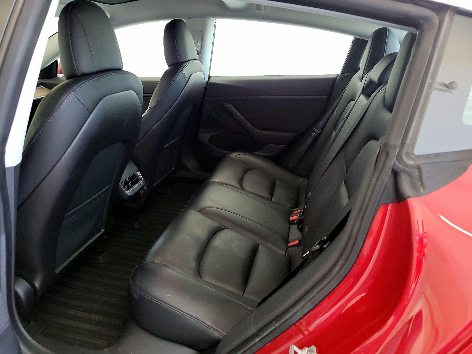 Thumbnail: 2020 Tesla Model 3 - 20