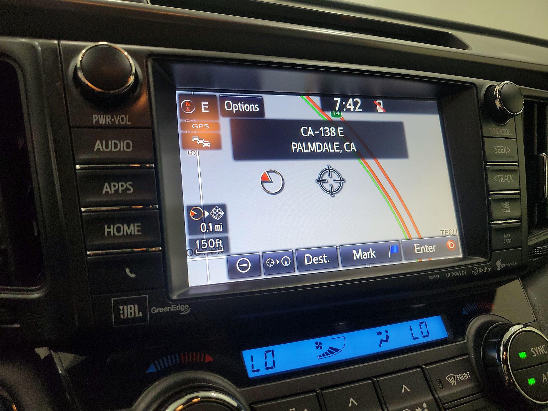 Thumbnail: 2018 Toyota RAV4 - 14