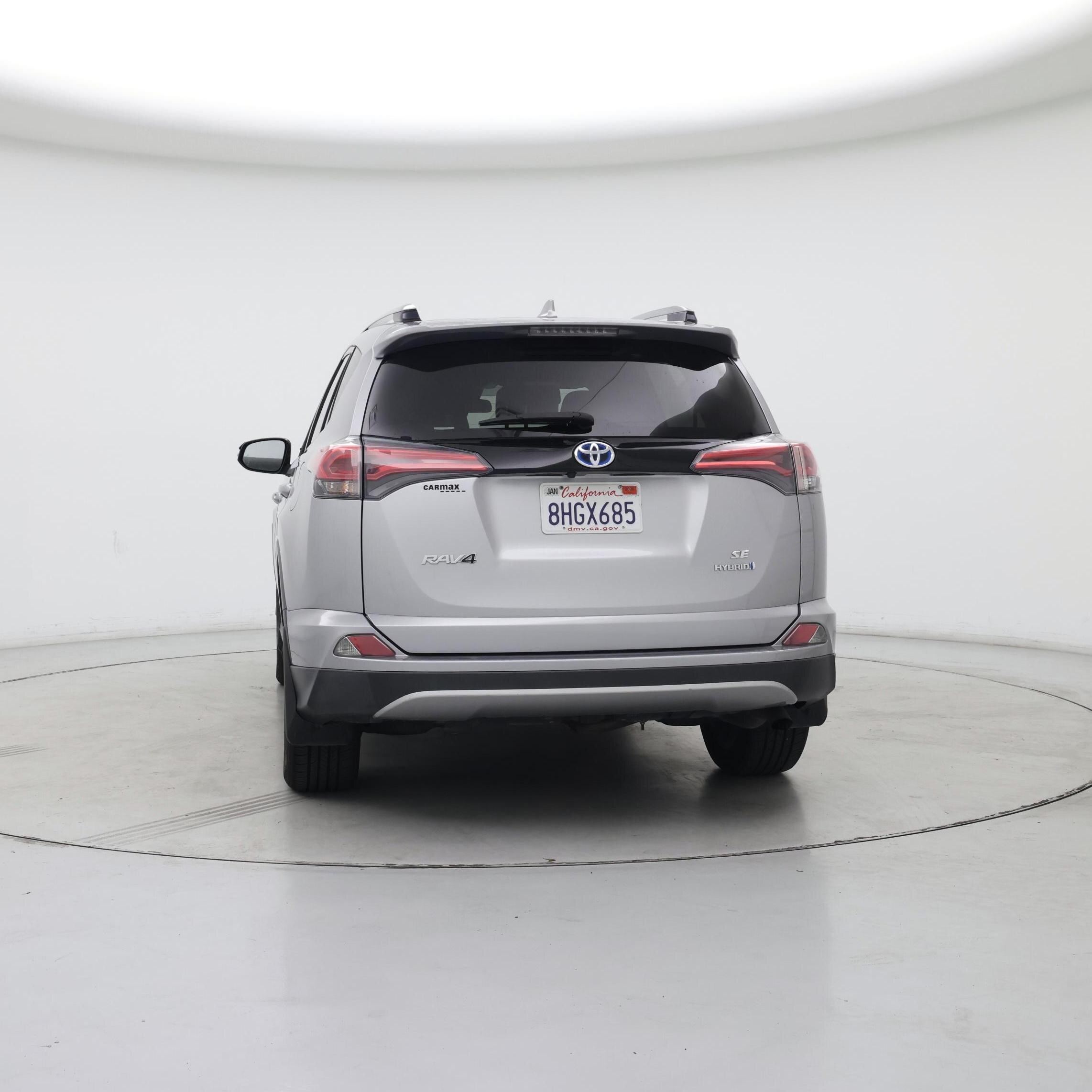 Thumbnail: 2018 Toyota RAV4 - 6