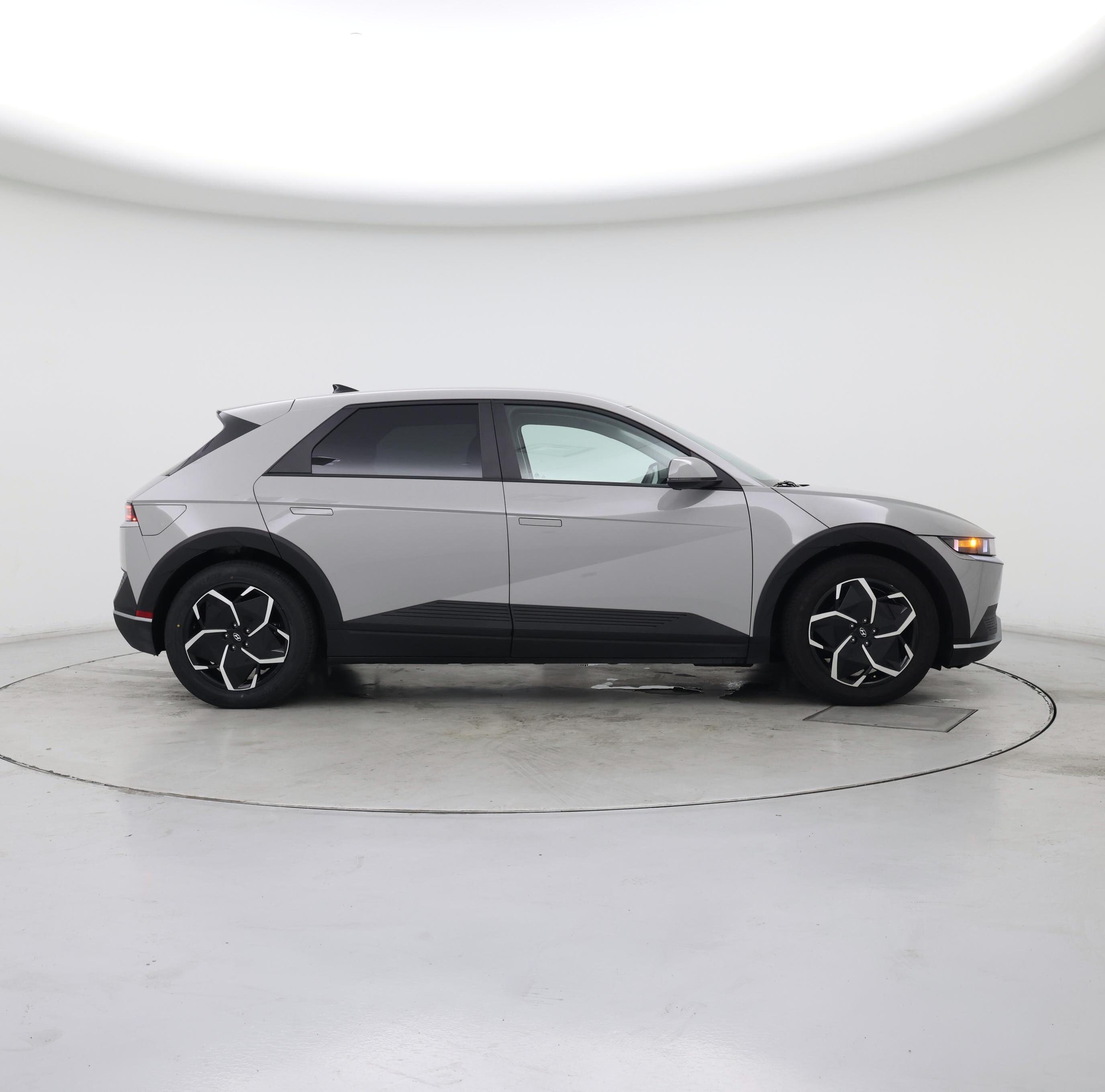 Thumbnail: 2022 Hyundai Ioniq 5 - 7