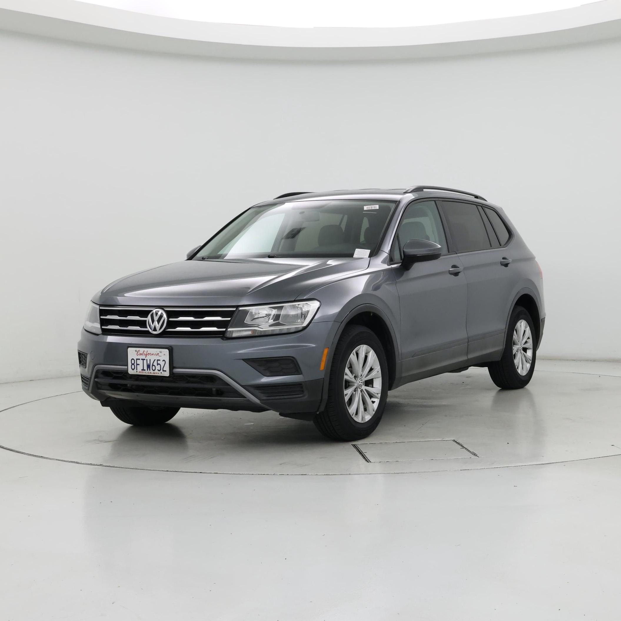 Thumbnail: 2018 Volkswagen Tiguan - 4