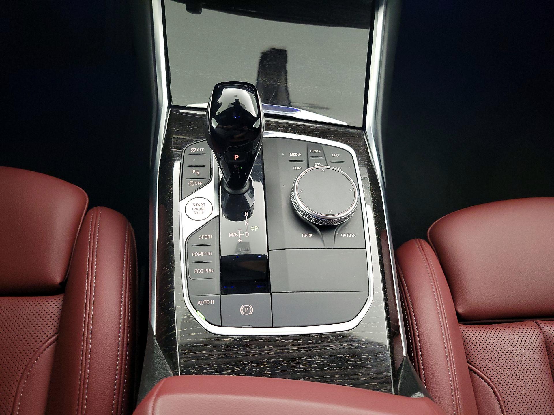 Thumbnail: 2021 BMW 3 Series - 18