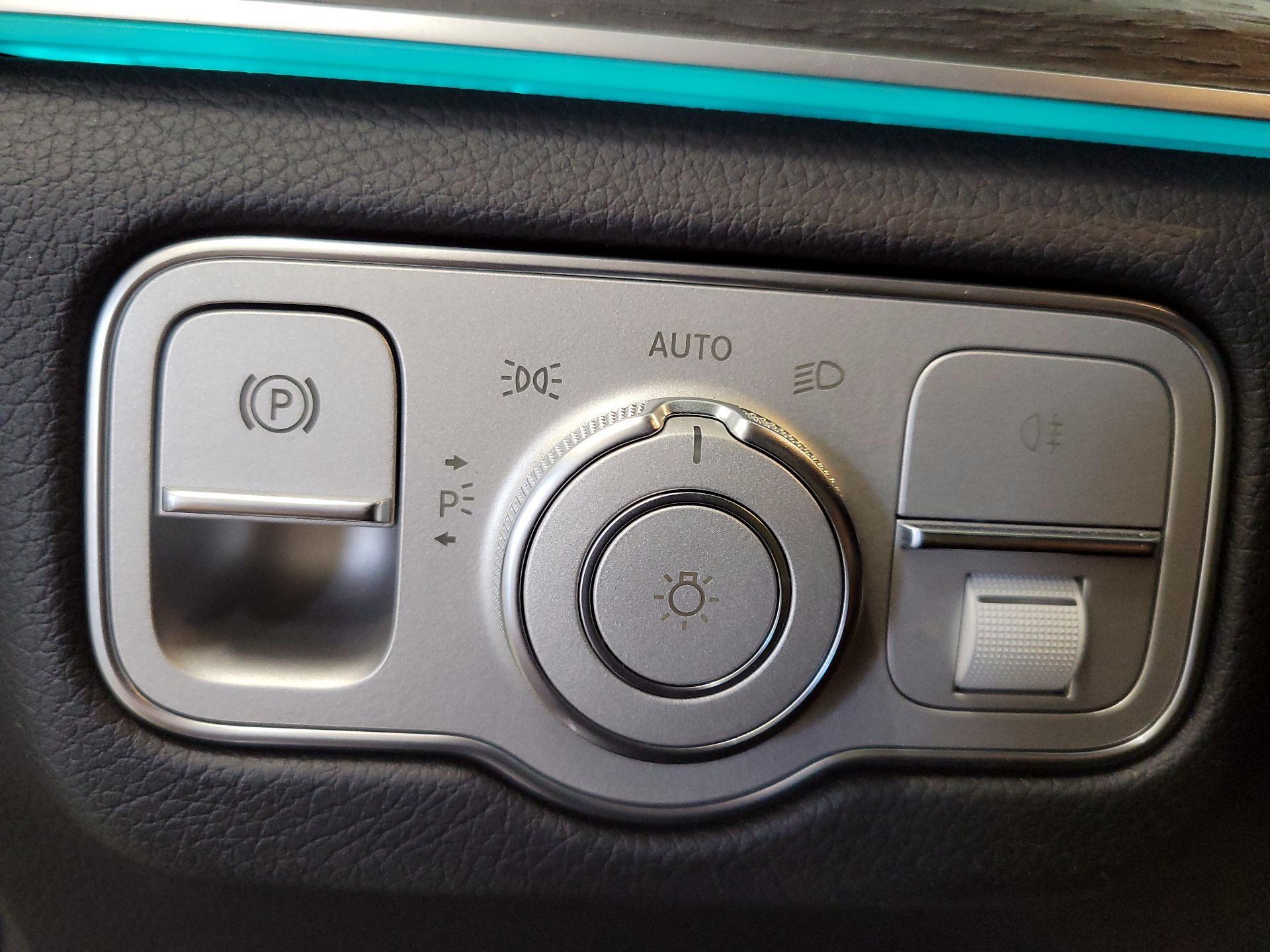 Thumbnail: 2022 Mercedes-Benz GLE - 13