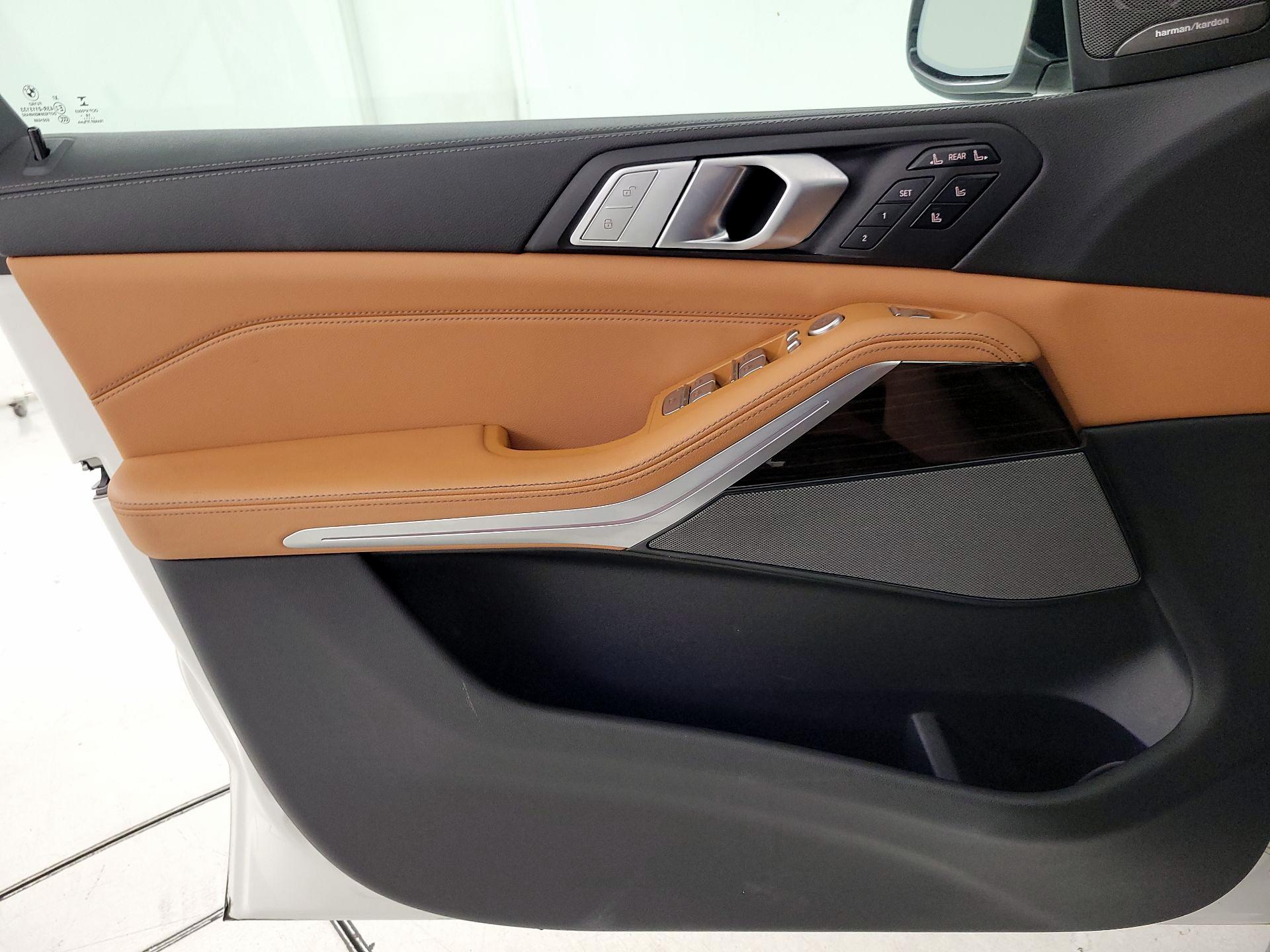 Thumbnail: 2020 BMW X7 - 12