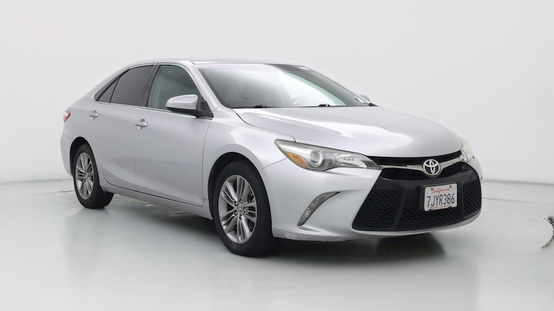 2015 Toyota Camry SE Hero Image