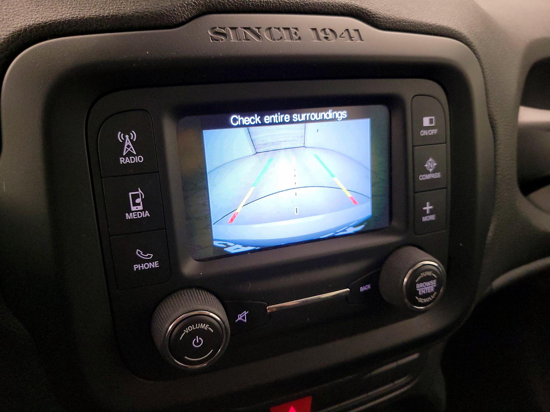 Thumbnail: 2015 Jeep Renegade - 14