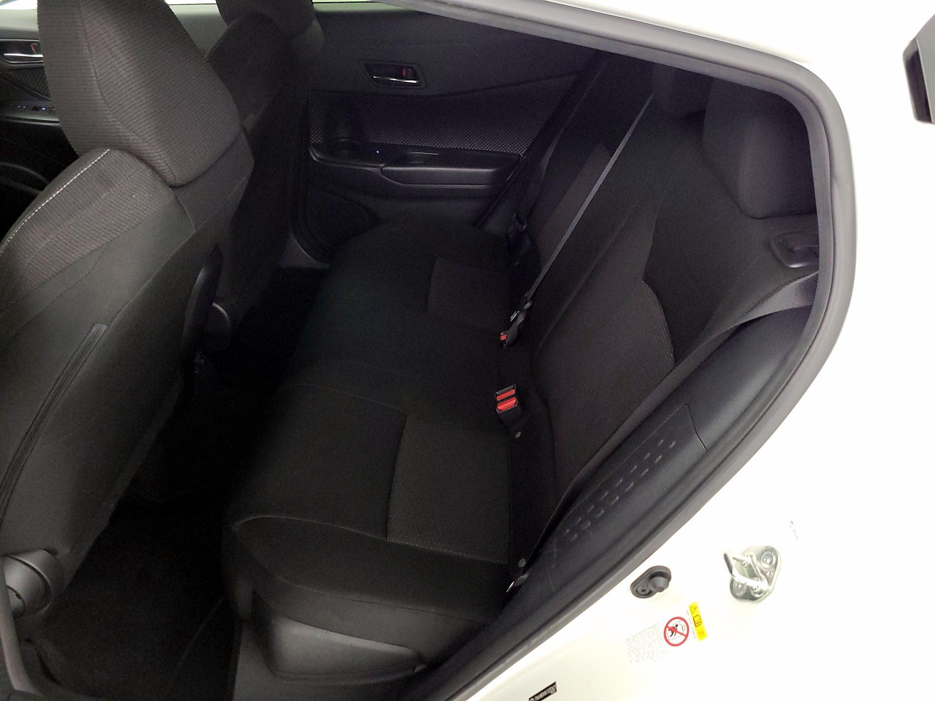 Thumbnail: 2019 Toyota C-HR - 19