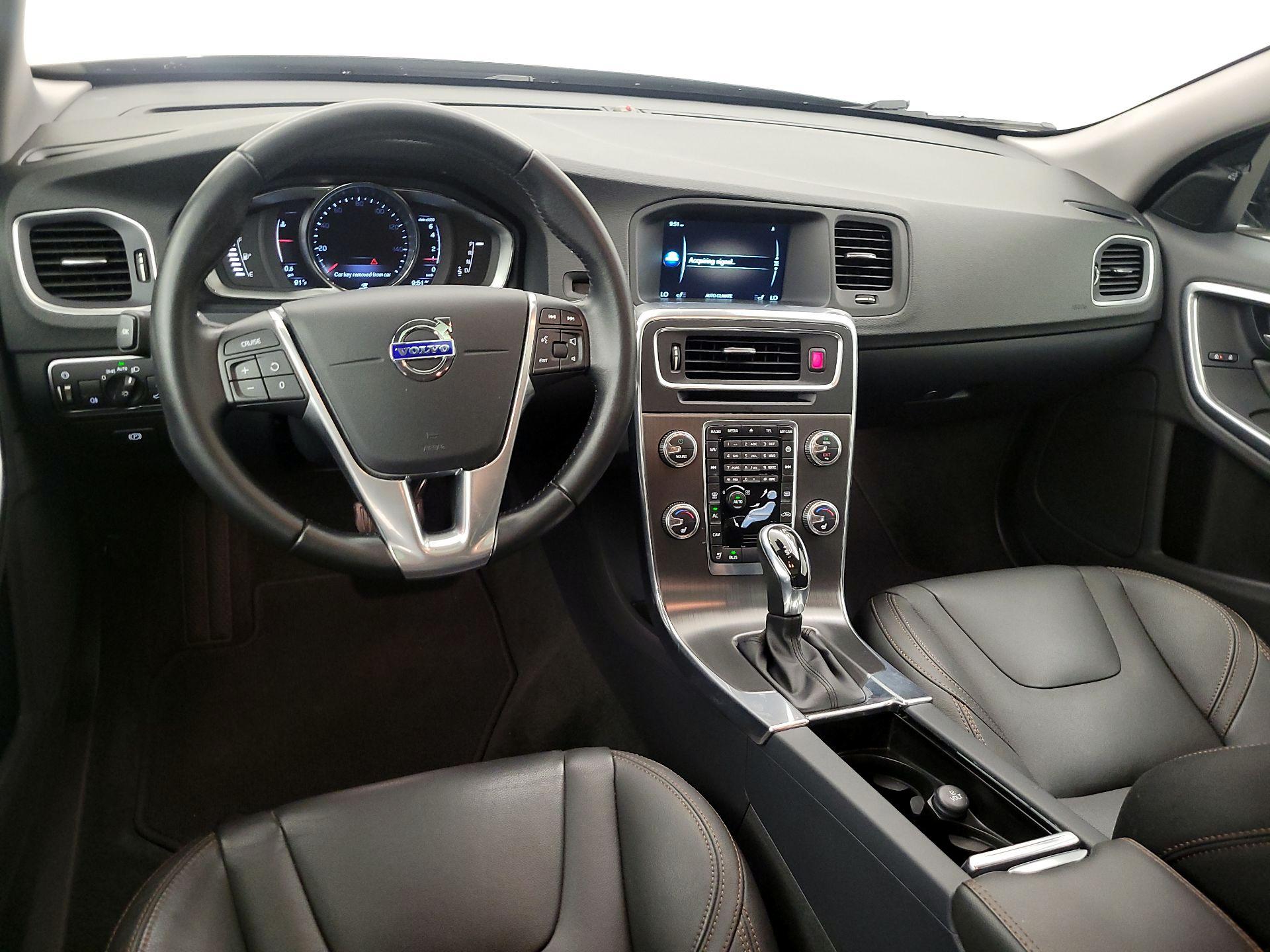 Thumbnail: 2016 Volvo S60 - 9