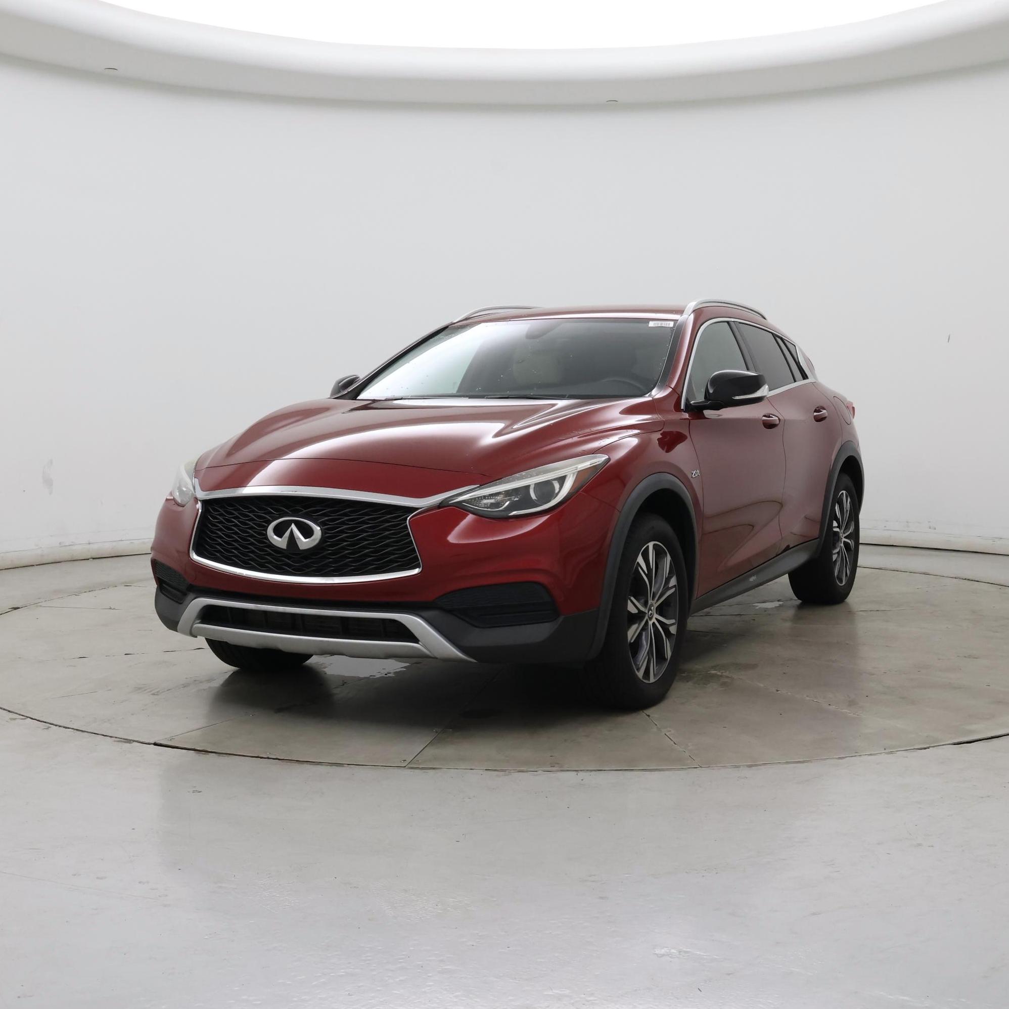 Thumbnail: 2018 INFINITI QX30 - 4