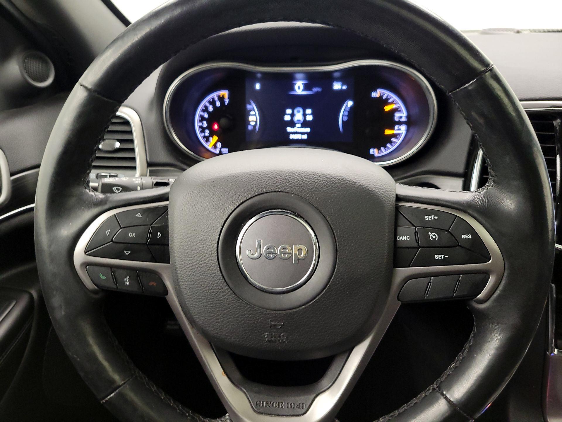 Thumbnail: 2020 Jeep Grand Cherokee - 10
