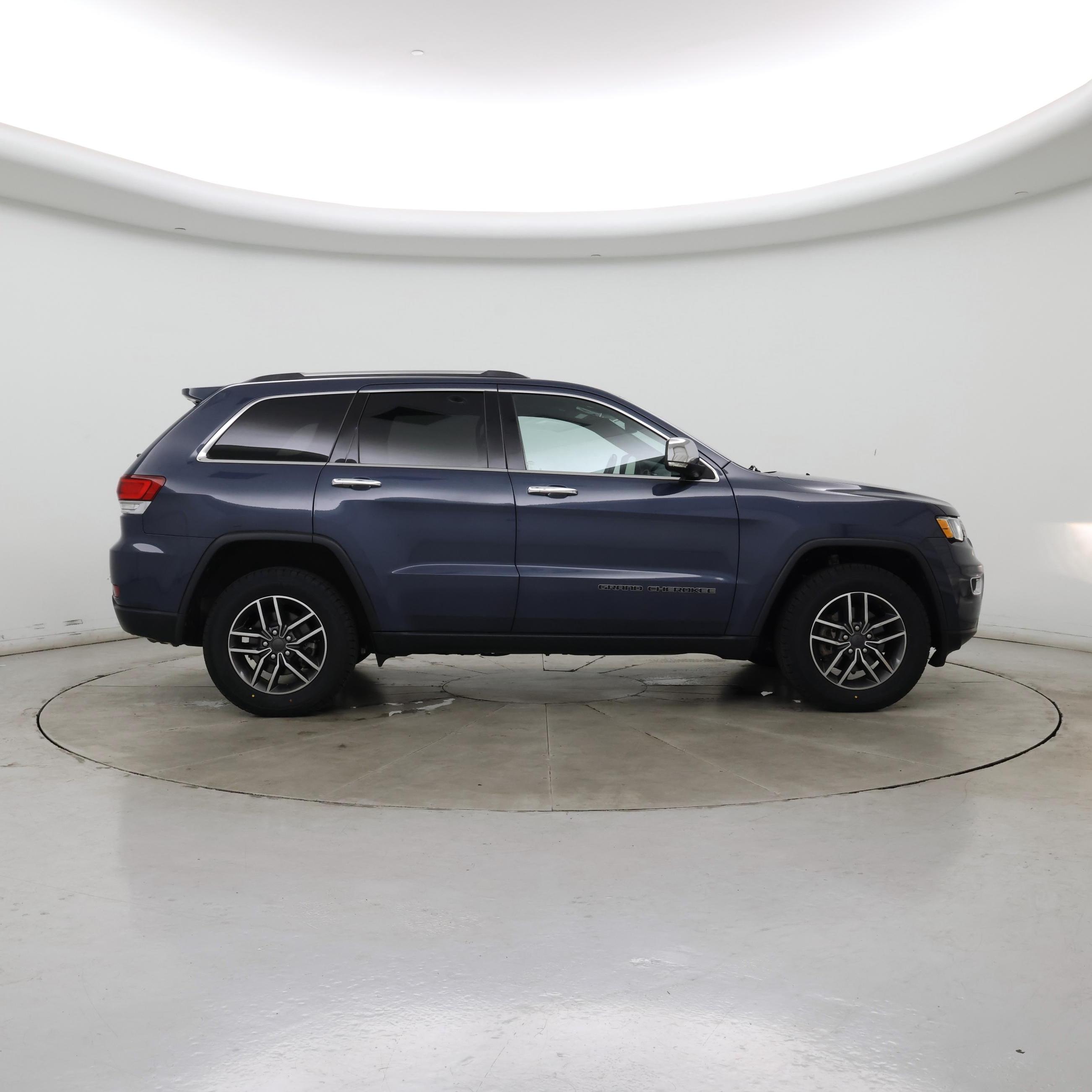Thumbnail: 2020 Jeep Grand Cherokee - 7