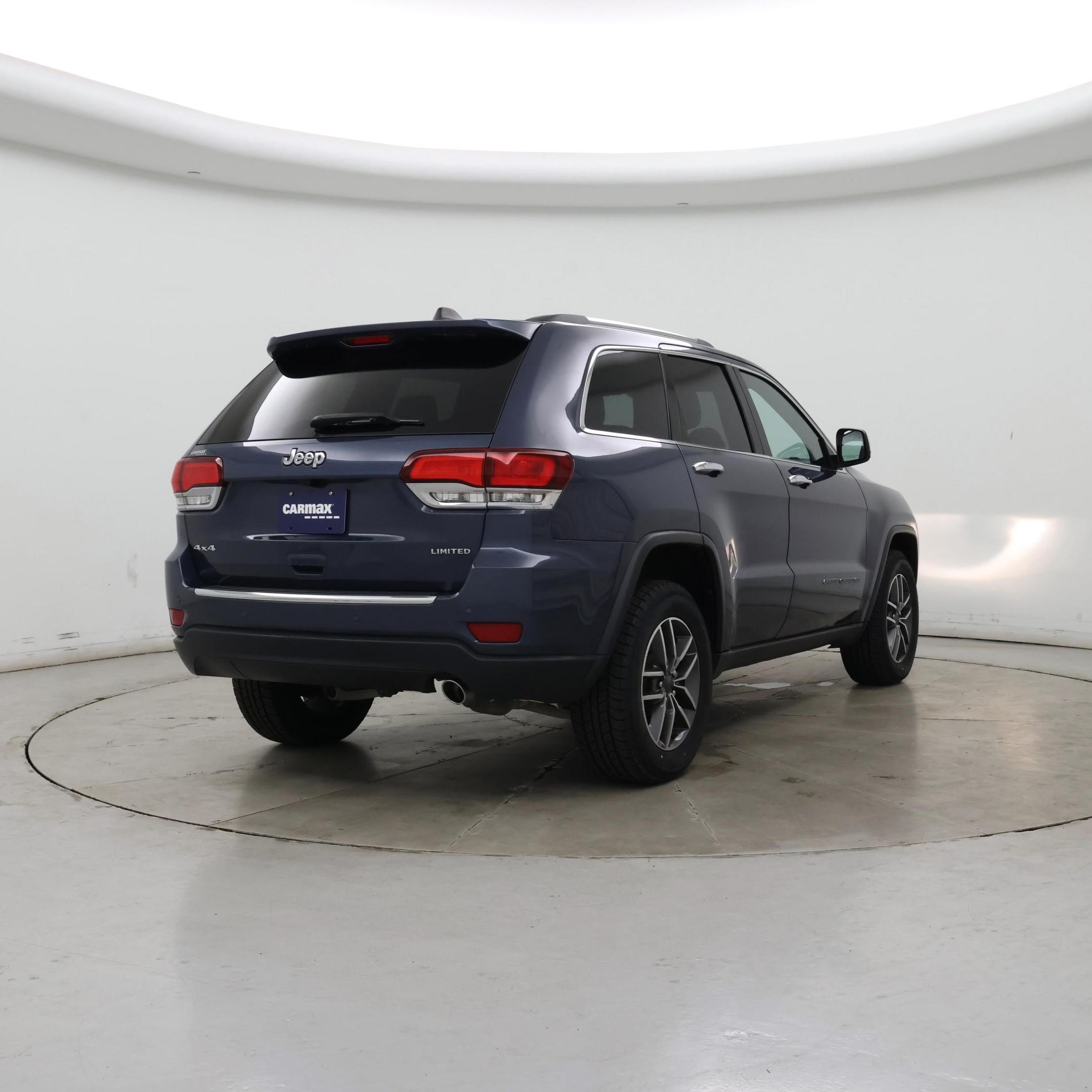 Thumbnail: 2020 Jeep Grand Cherokee - 8
