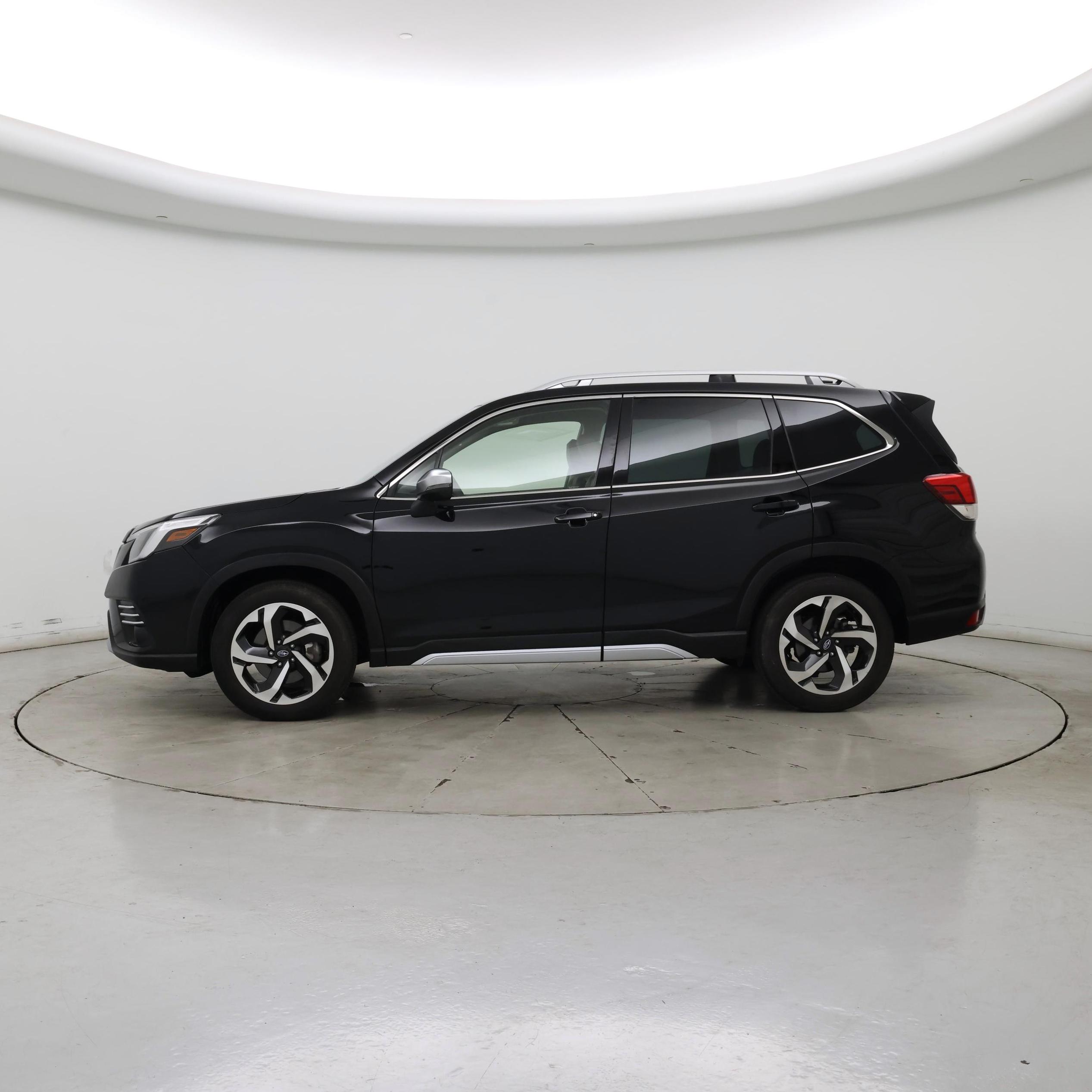 Thumbnail: 2023 Subaru Forester - 3