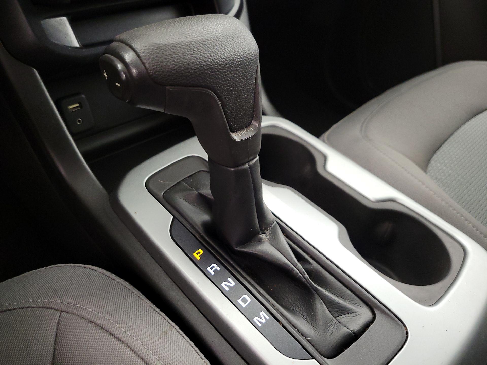 Thumbnail: 2016 Chevrolet Colorado - 17