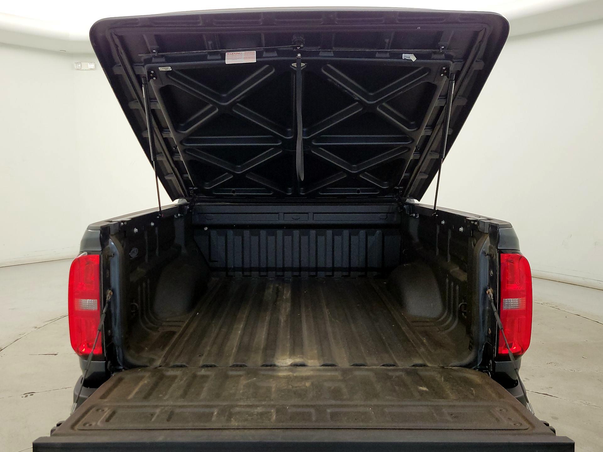 Thumbnail: 2016 Chevrolet Colorado - 20