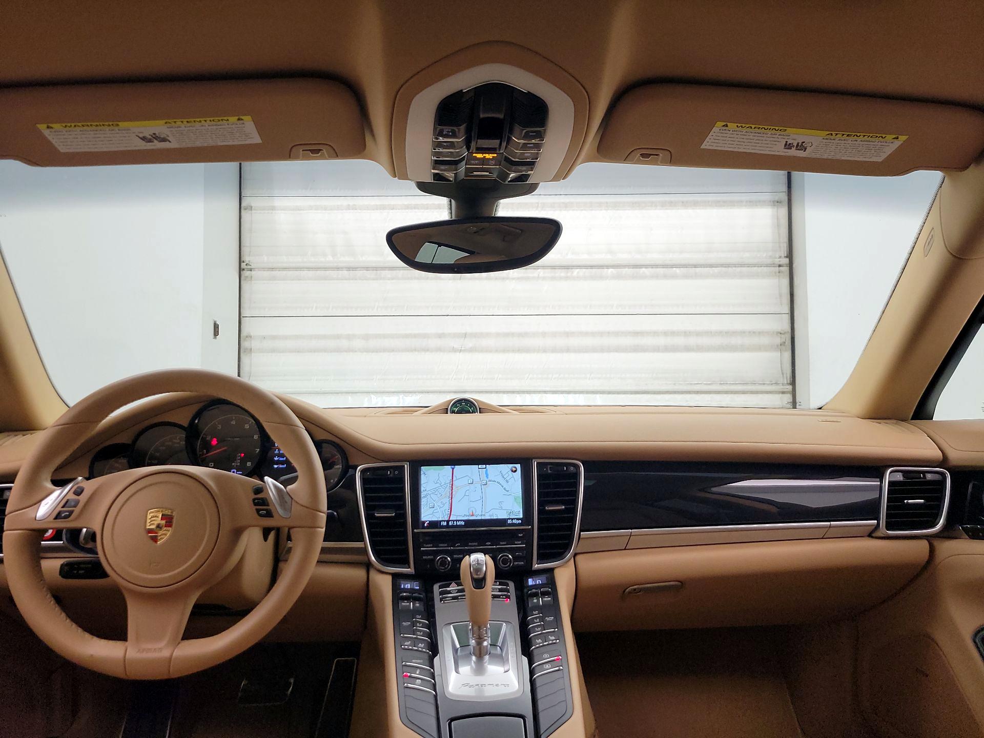 Thumbnail: 2015 Porsche Panamera - 9