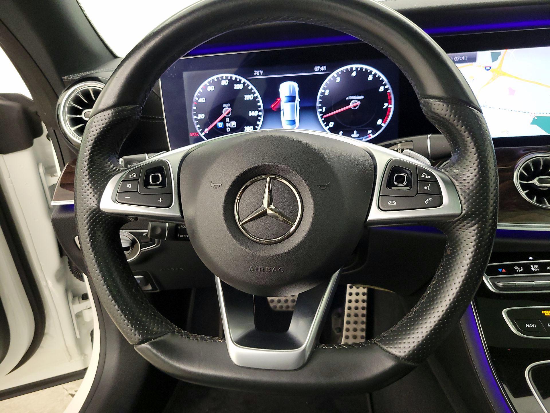 Thumbnail: 2018 Mercedes-Benz E-Class - 10
