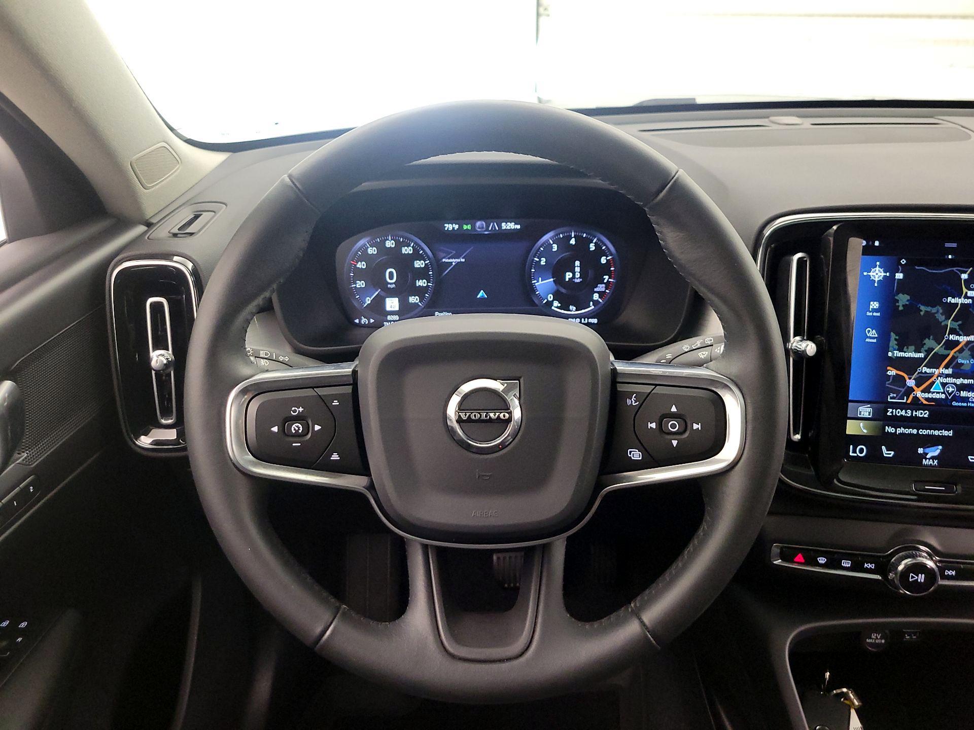 Thumbnail: 2020 Volvo XC40 - 10