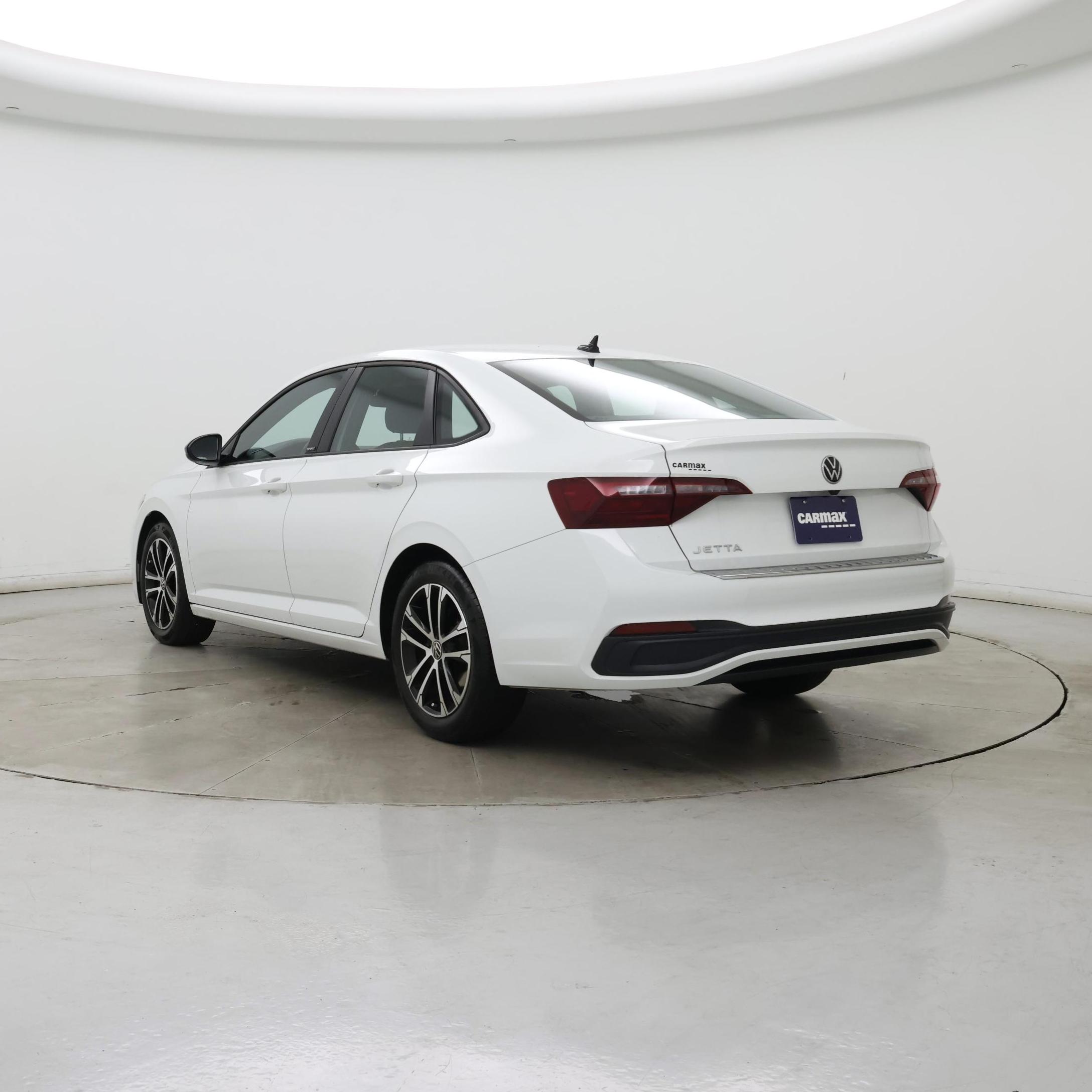 Thumbnail: 2023 Volkswagen Jetta - 2