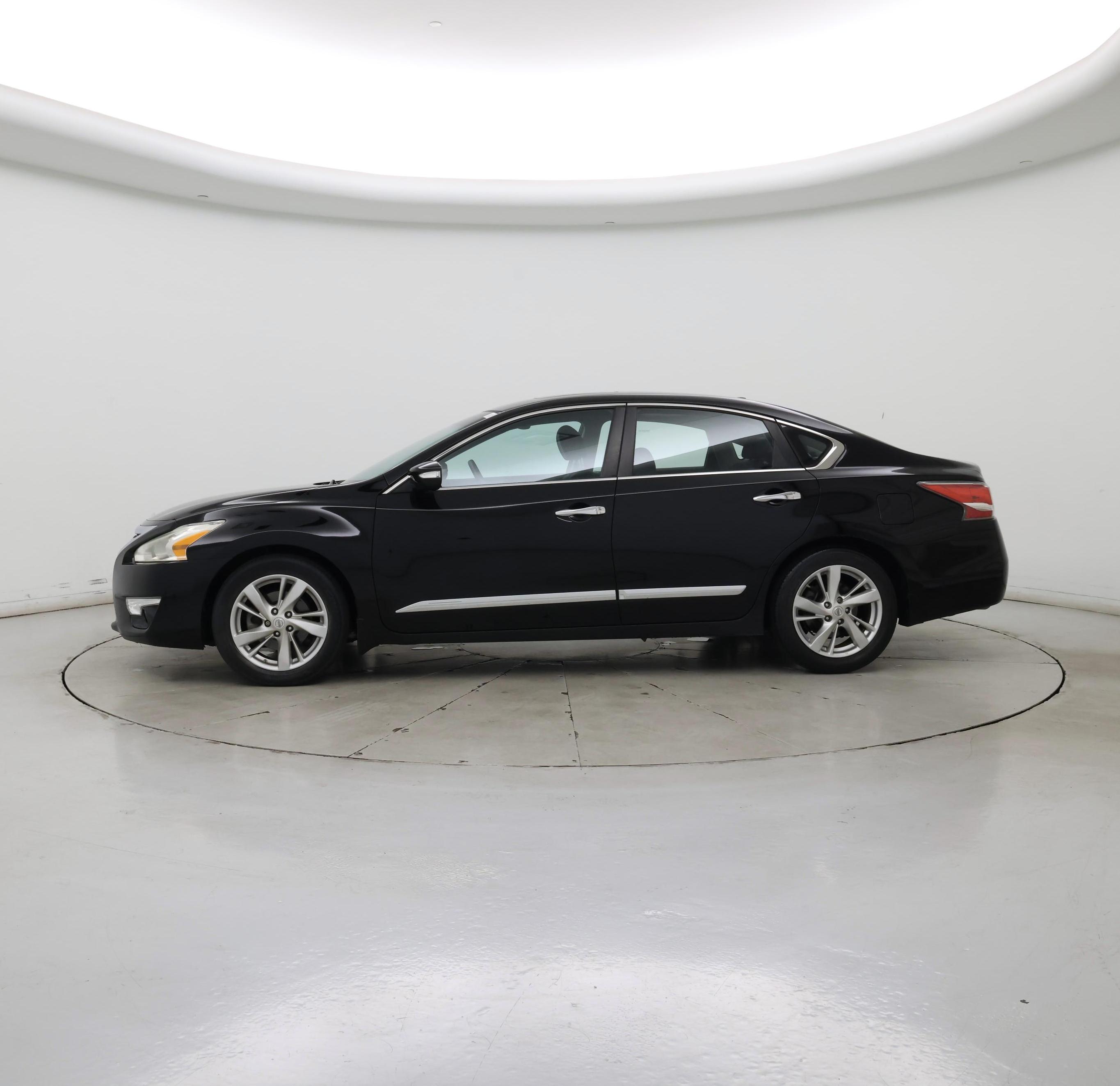 Thumbnail: 2015 Nissan Altima - 3