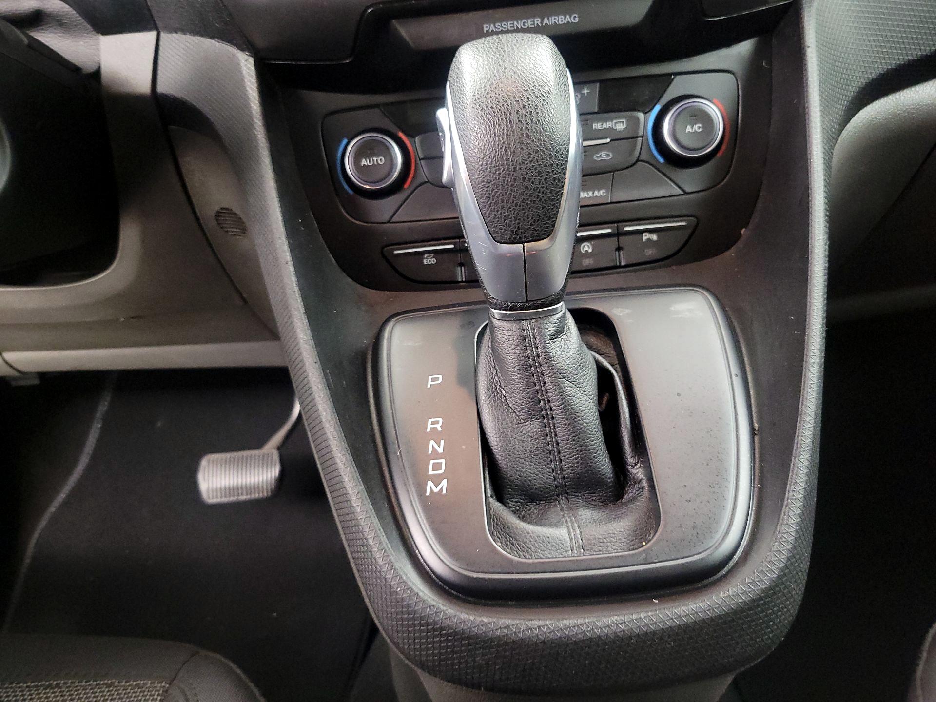 Thumbnail: 2019 Ford Transit Series - 17