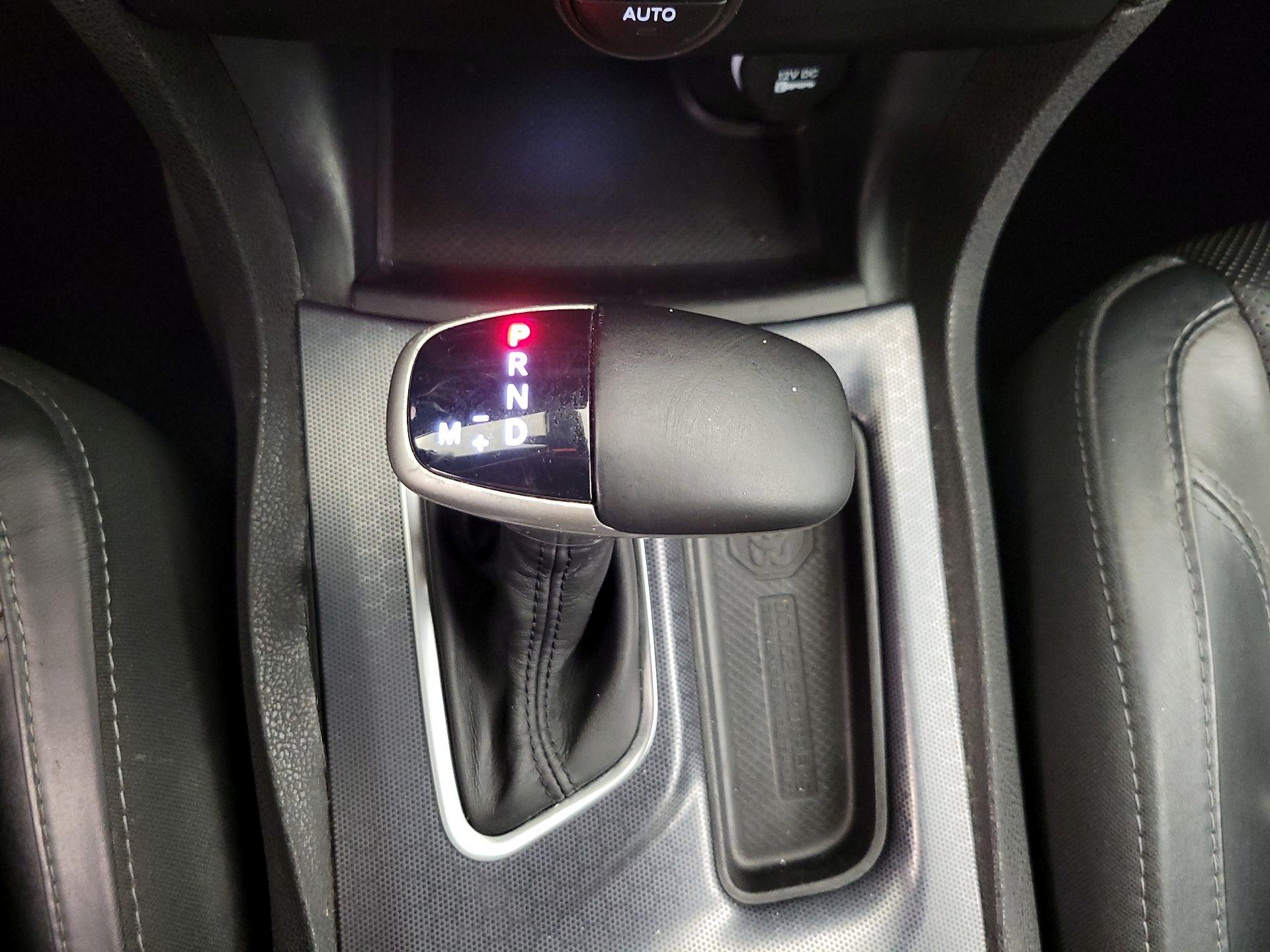 Thumbnail: 2015 Dodge Charger - 17