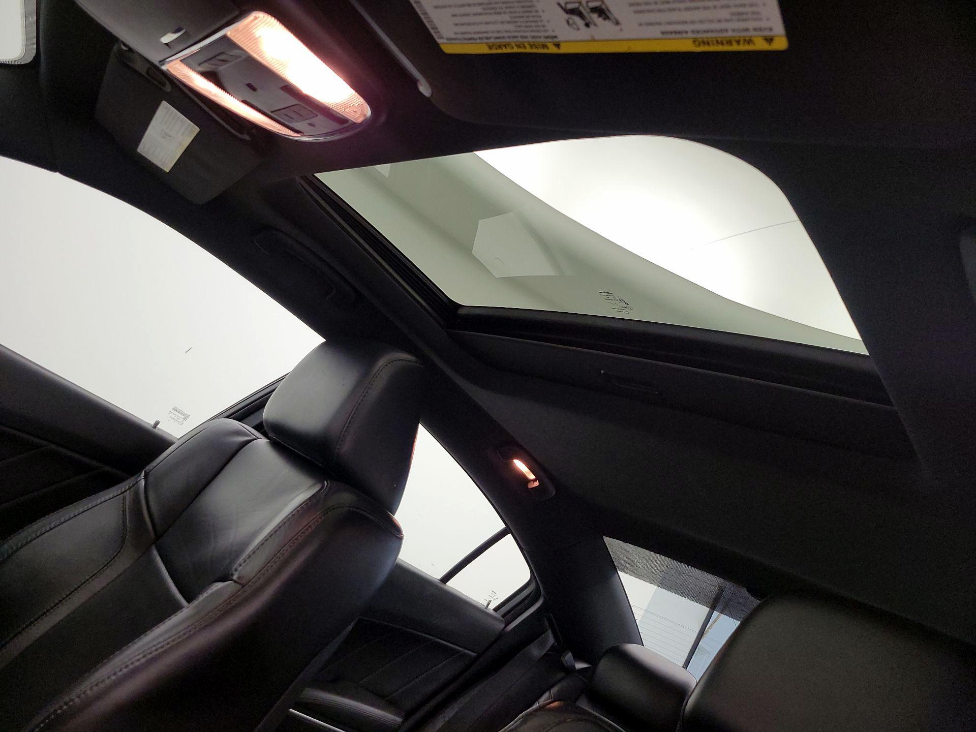 Thumbnail: 2015 Dodge Charger - 19