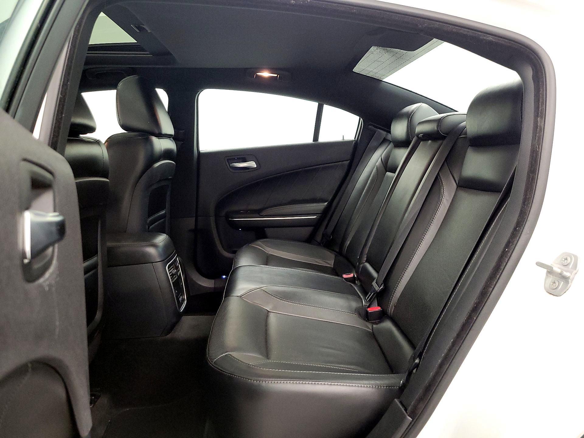 Thumbnail: 2015 Dodge Charger - 20