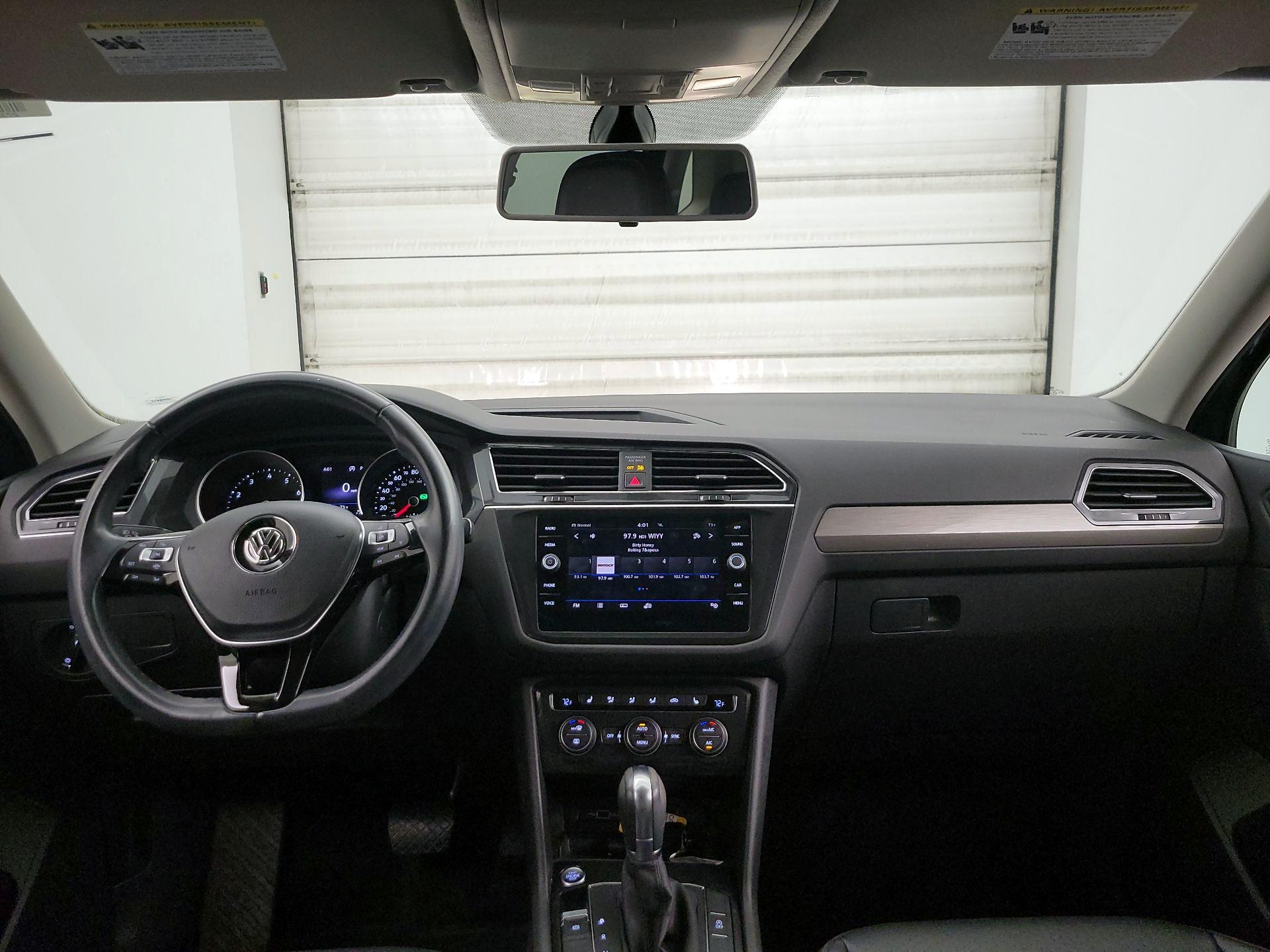 Thumbnail: 2019 Volkswagen Tiguan - 9