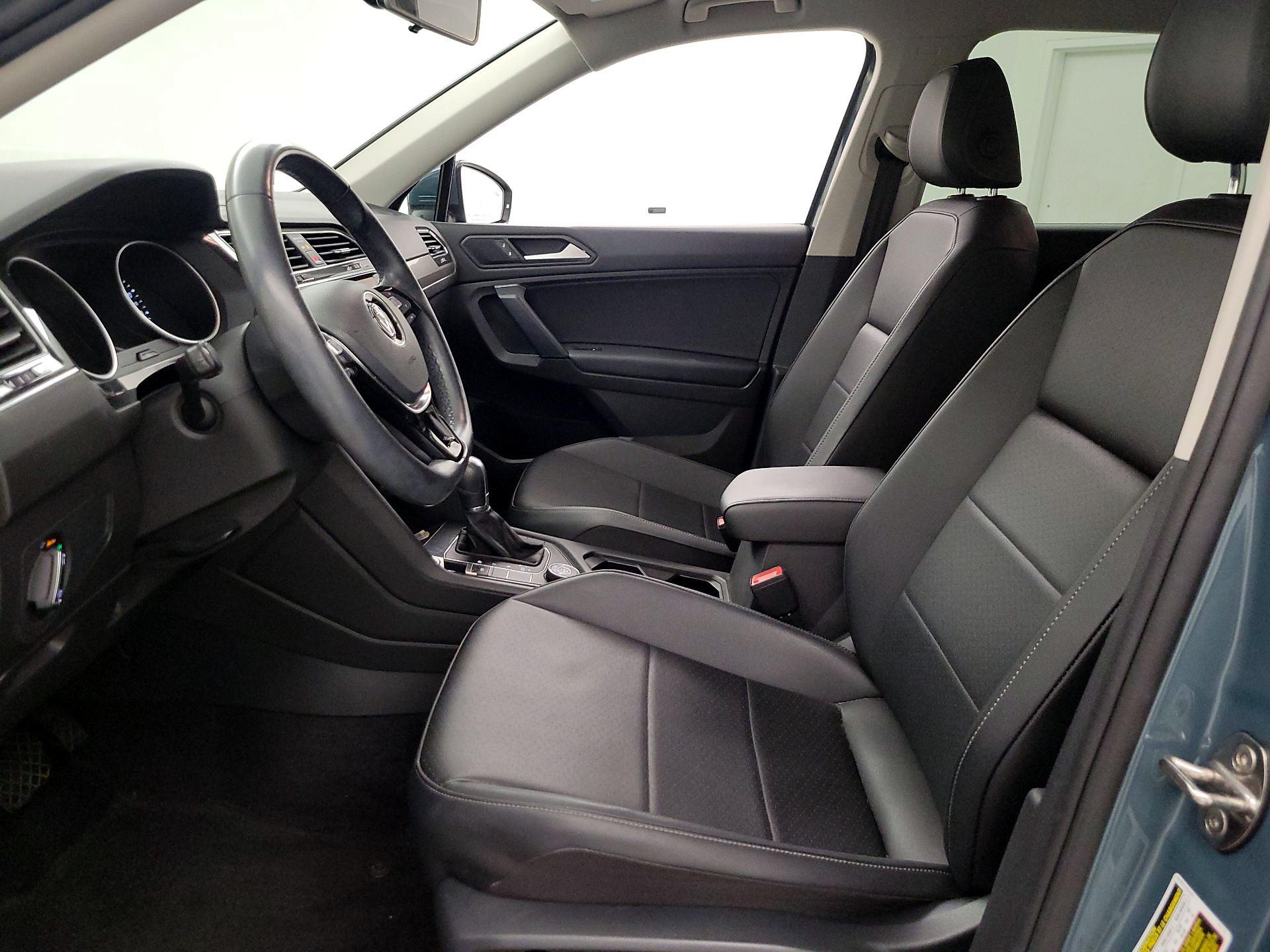 Thumbnail: 2019 Volkswagen Tiguan - 11