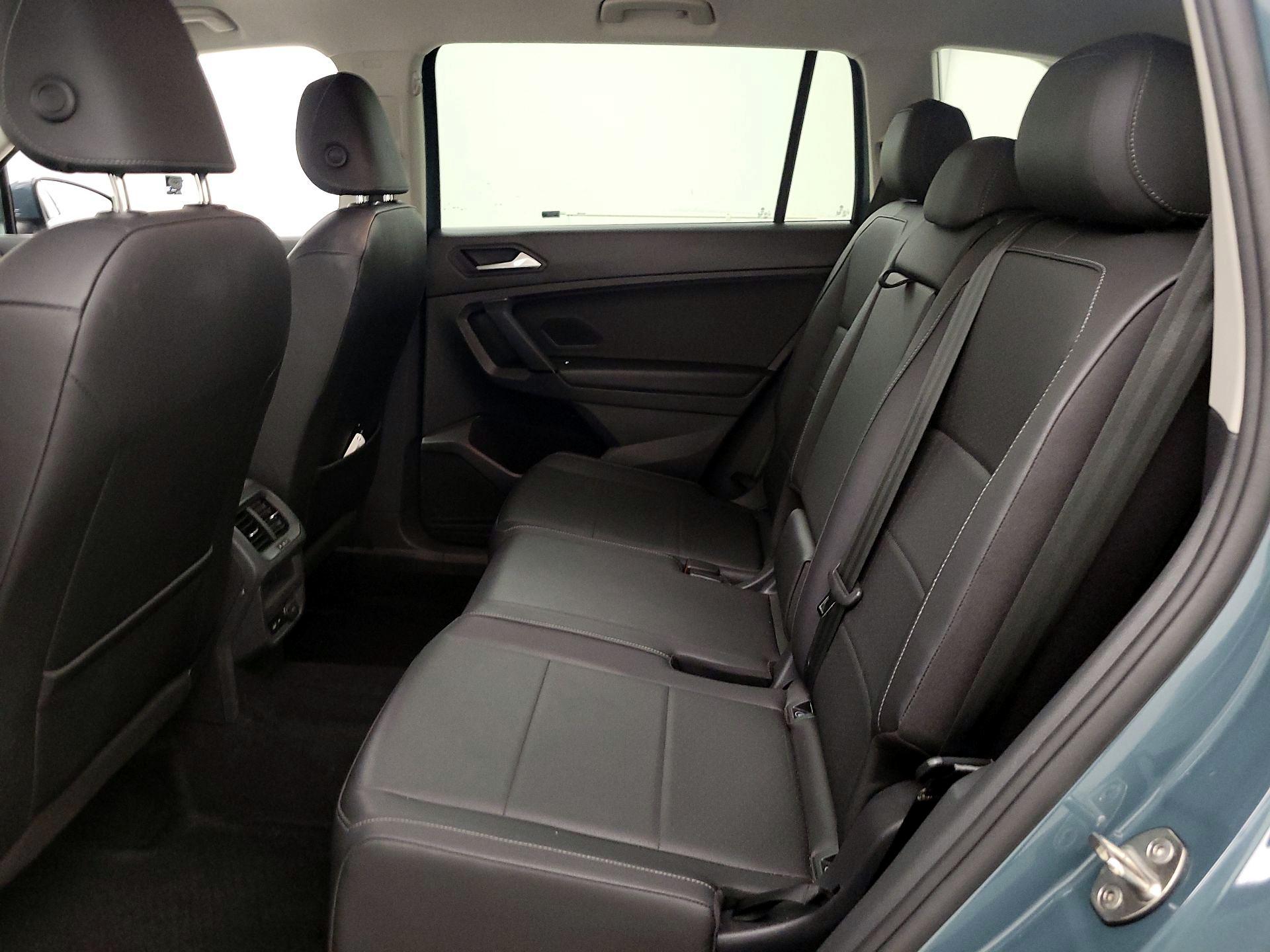 Thumbnail: 2019 Volkswagen Tiguan - 19