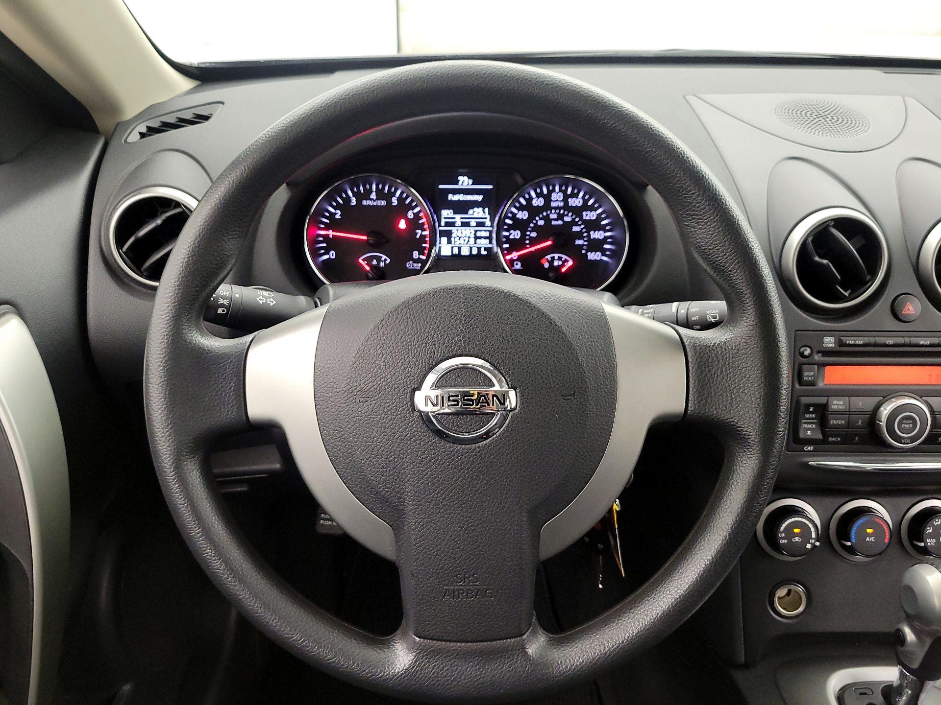 Thumbnail: 2015 Nissan Rogue - 10