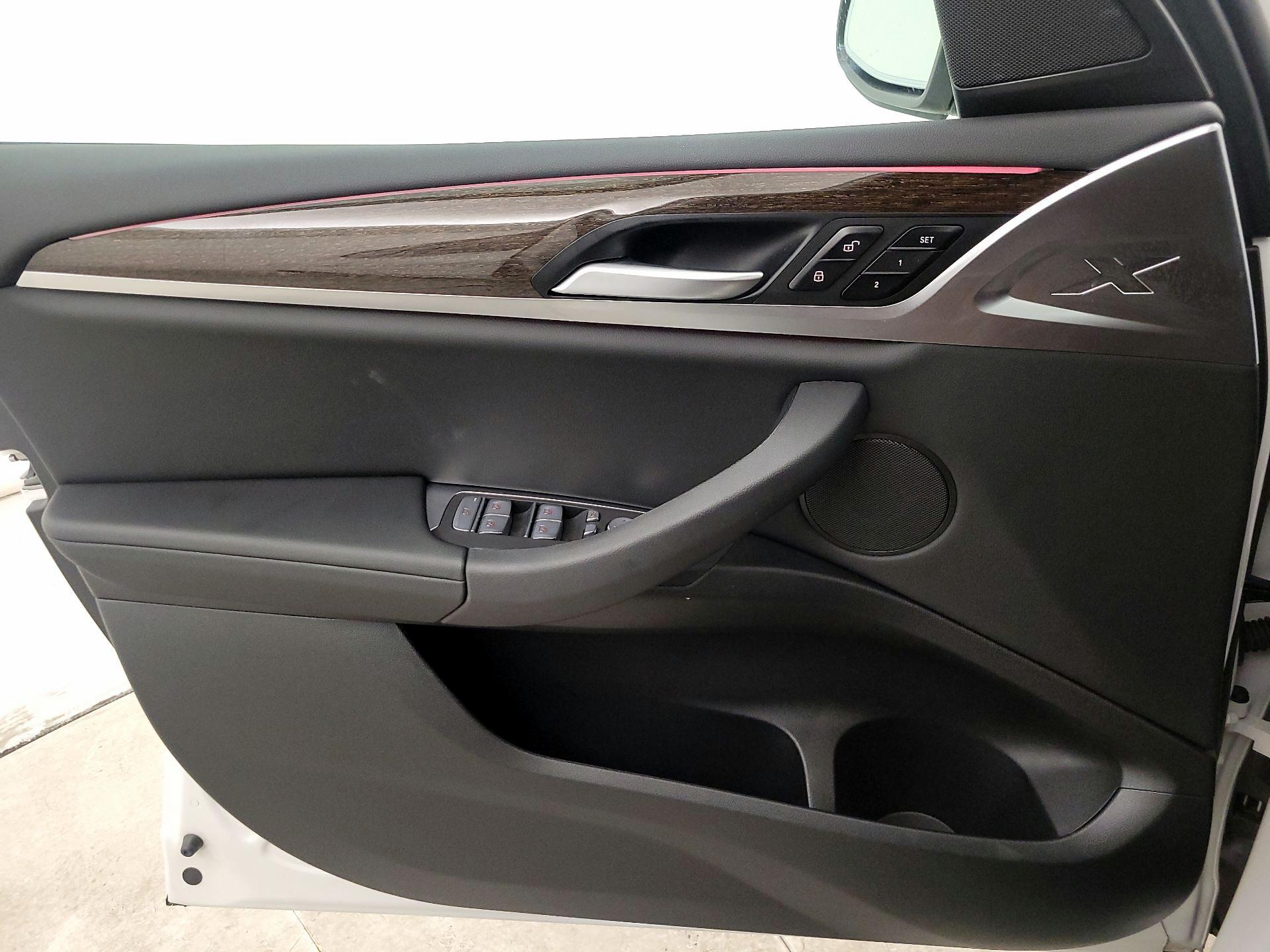 Thumbnail: 2022 BMW X3 - 12