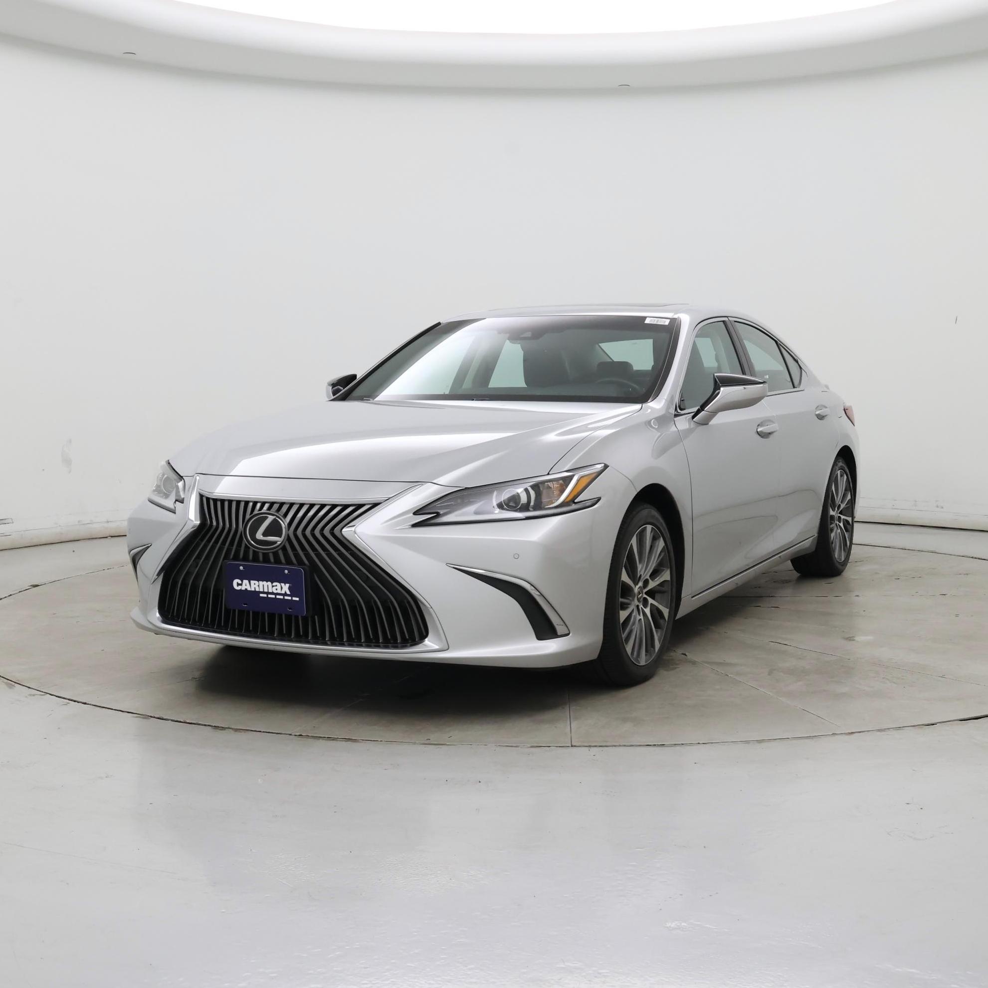 Thumbnail: 2020 Lexus ES - 4