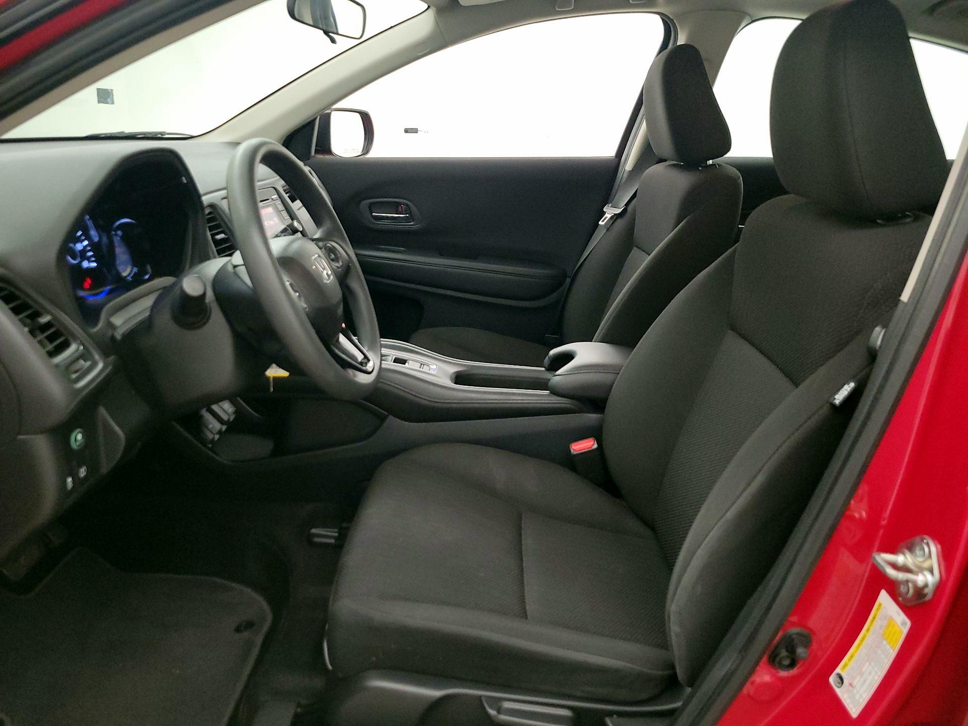 Thumbnail: 2018 Honda HR-V - 11