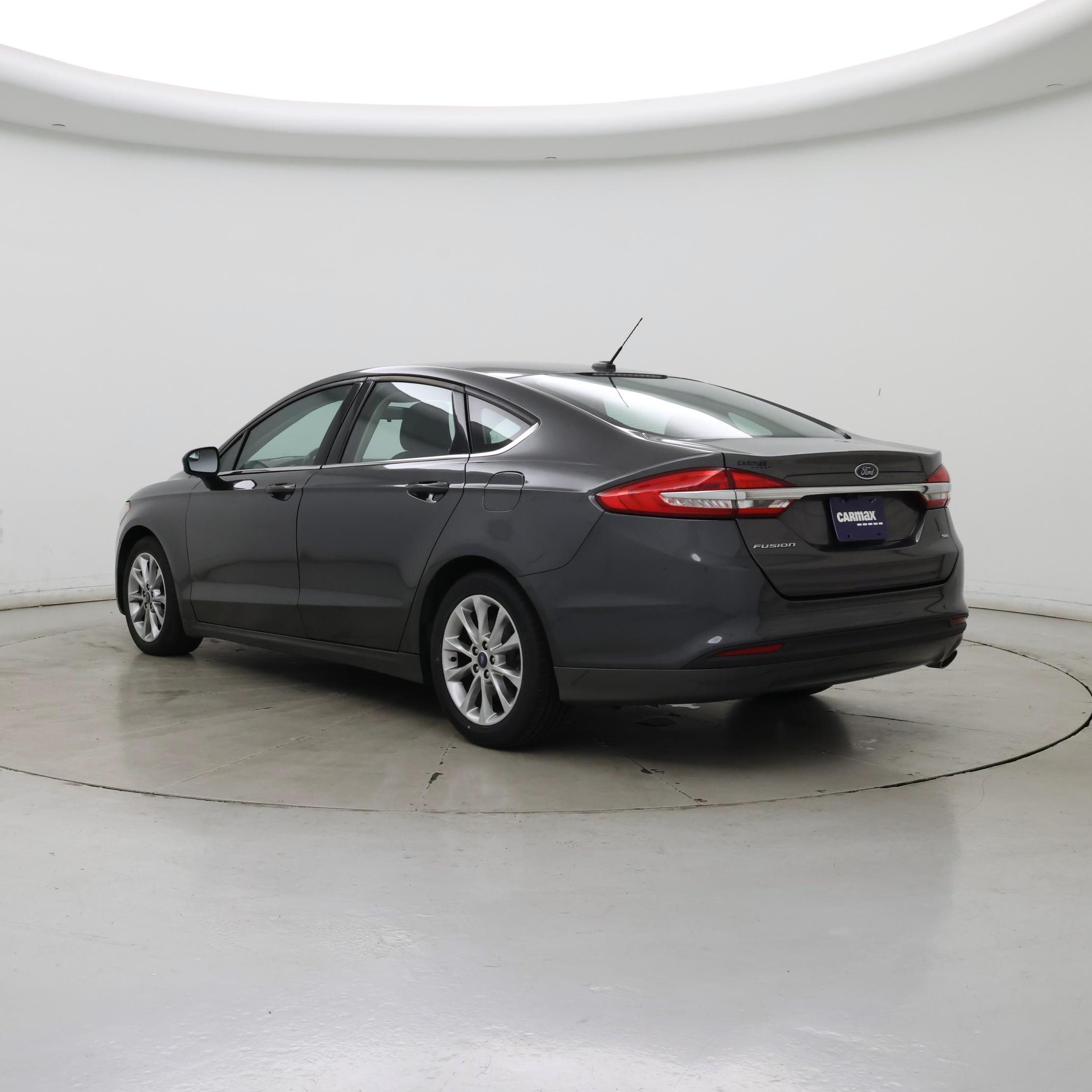 Thumbnail: 2017 Ford Fusion - 2